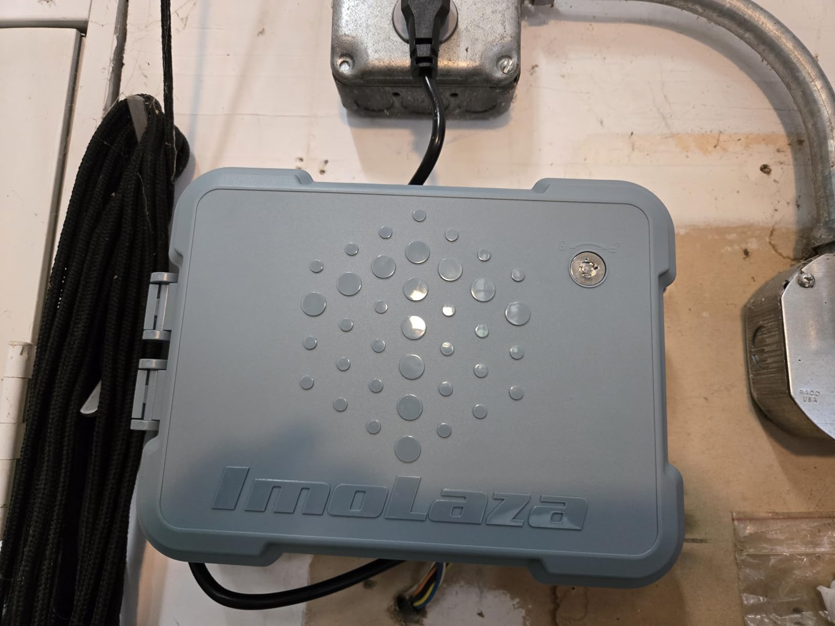 ImoLaza Outdoor Smart Sprinkler Controller, 12-Zone WiFi Irrigation Controller with Hyper-Local Weather, App Remote Control, Works w/ Alexa, Auto Watering, Rain/Freeze/Wind Skip, Smart Fault Detection customer photo 1