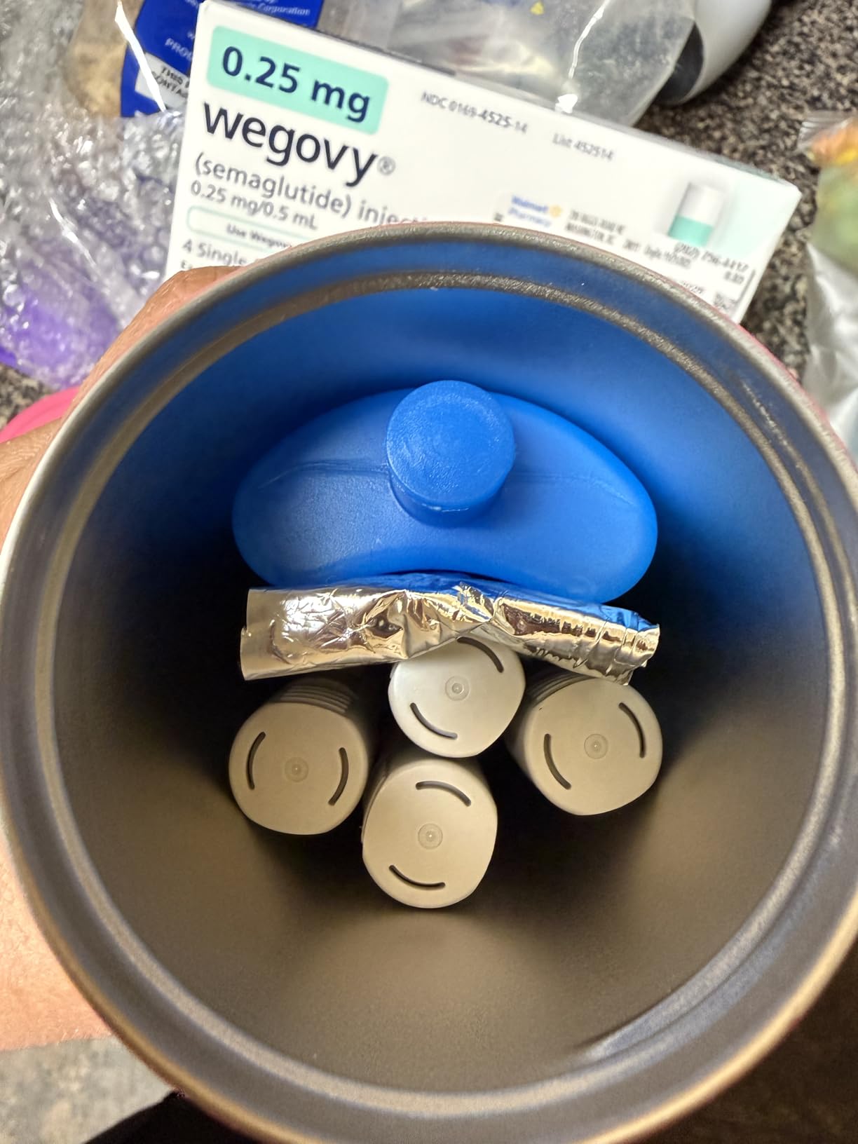 YOUSHARES Insulin Cooler Travel Case - 48H Verified Cooling with Temperature Display, TSA Approved Diabetic Medication Pen Vials Refrigerator with F/ Digital Temp Display, Portable for 1-7 Pens customer photo 1