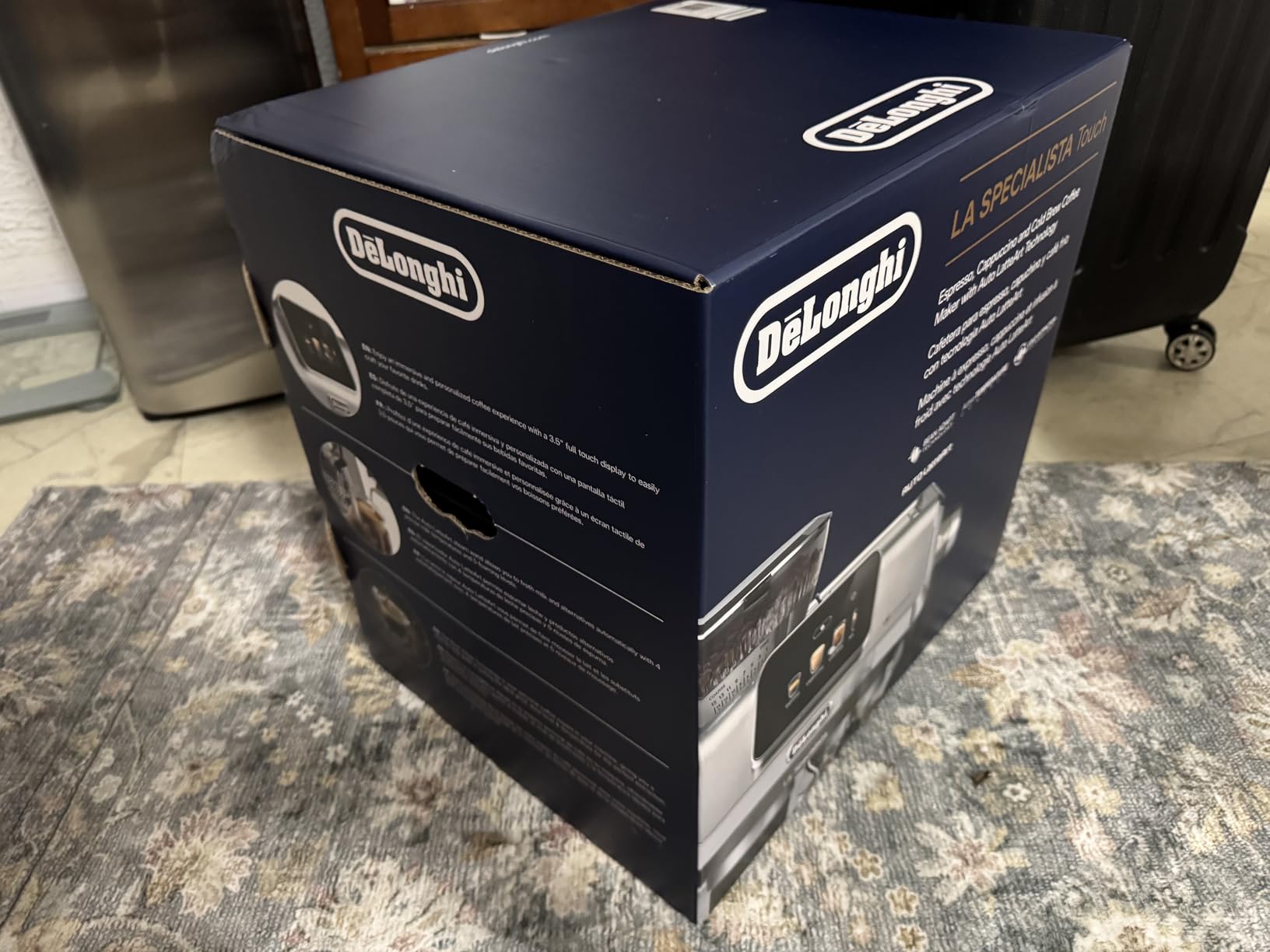 De'Longhi La Specialista Touch Espresso Machine with Grinder & Milk Frother - Cold Brew & Iced Coffee Maker, Burr Grinder, 10 Drink Presets, Compact Bean to Cup, Award-Winning Italian Design customer photo 2