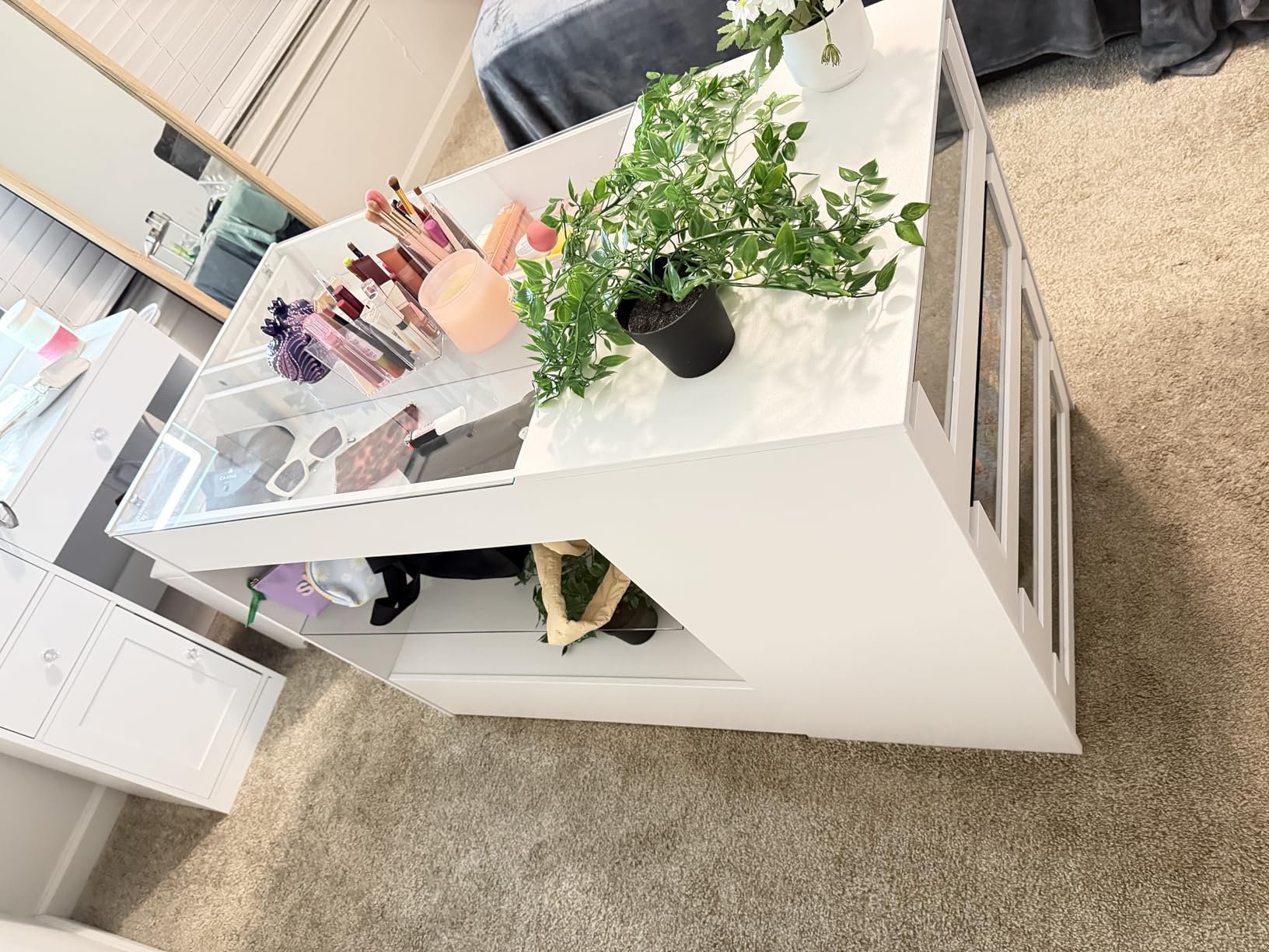 FUFU&GAGA Closet Island with Glass Top & 8 Drawers for Walk in Closet, Jewelry Display Cabinet Island with Glass Shelf, for Store Dressing Room Shop, 47.2