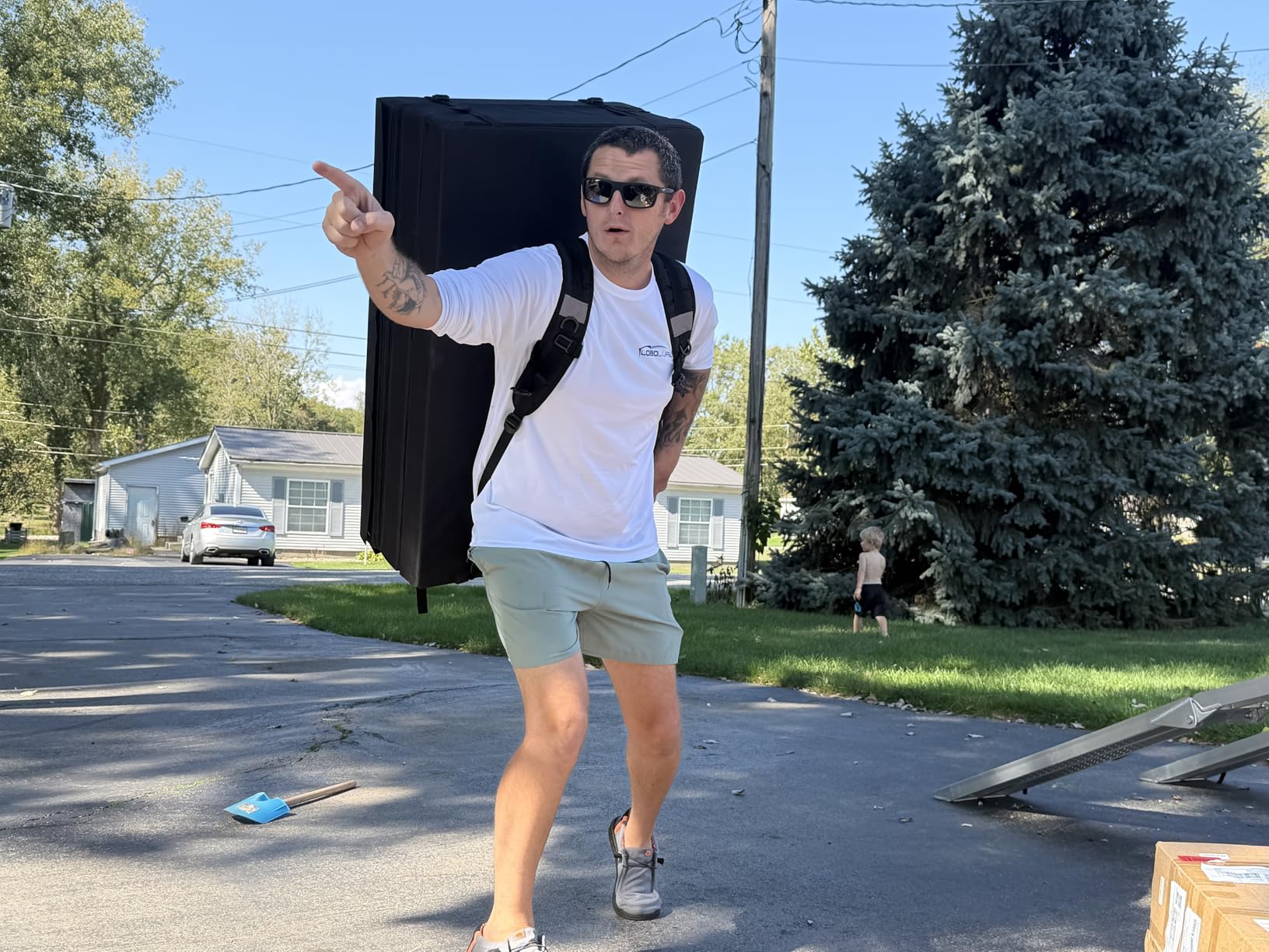 Tri-Fold Rock Climbing Crash Pad w/Adjustable Backpack Straps - Supplemental Bouldering Crash Pad - Durable Climbing Crash Pad, Lightweight & Portable - Folded Size 39