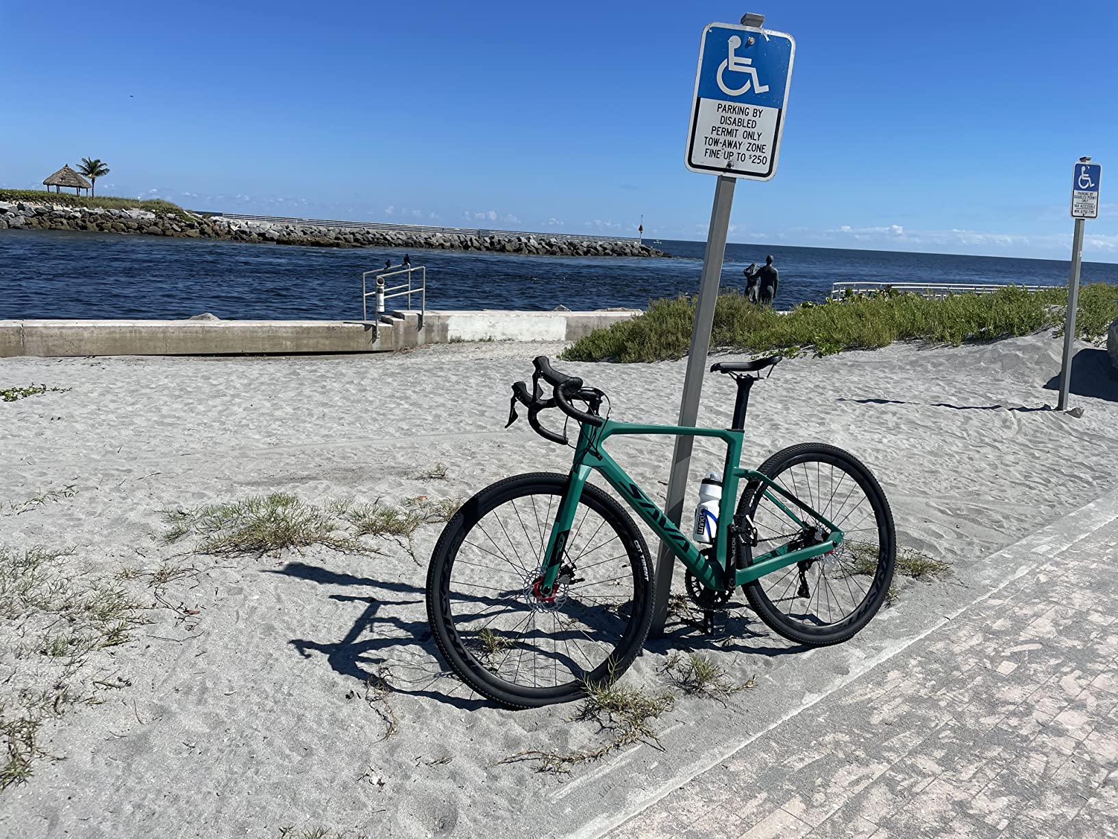 SAVADECK Carbon Gravel Bike - T800 Carbon Frame & Fork | Shimano U6000 11-Speed Groupset | Hydraulic Disc Brakes | 700CX40mm All-Terrain Tires | Men & Women Road/Off-Road Bicycle customer photo 1