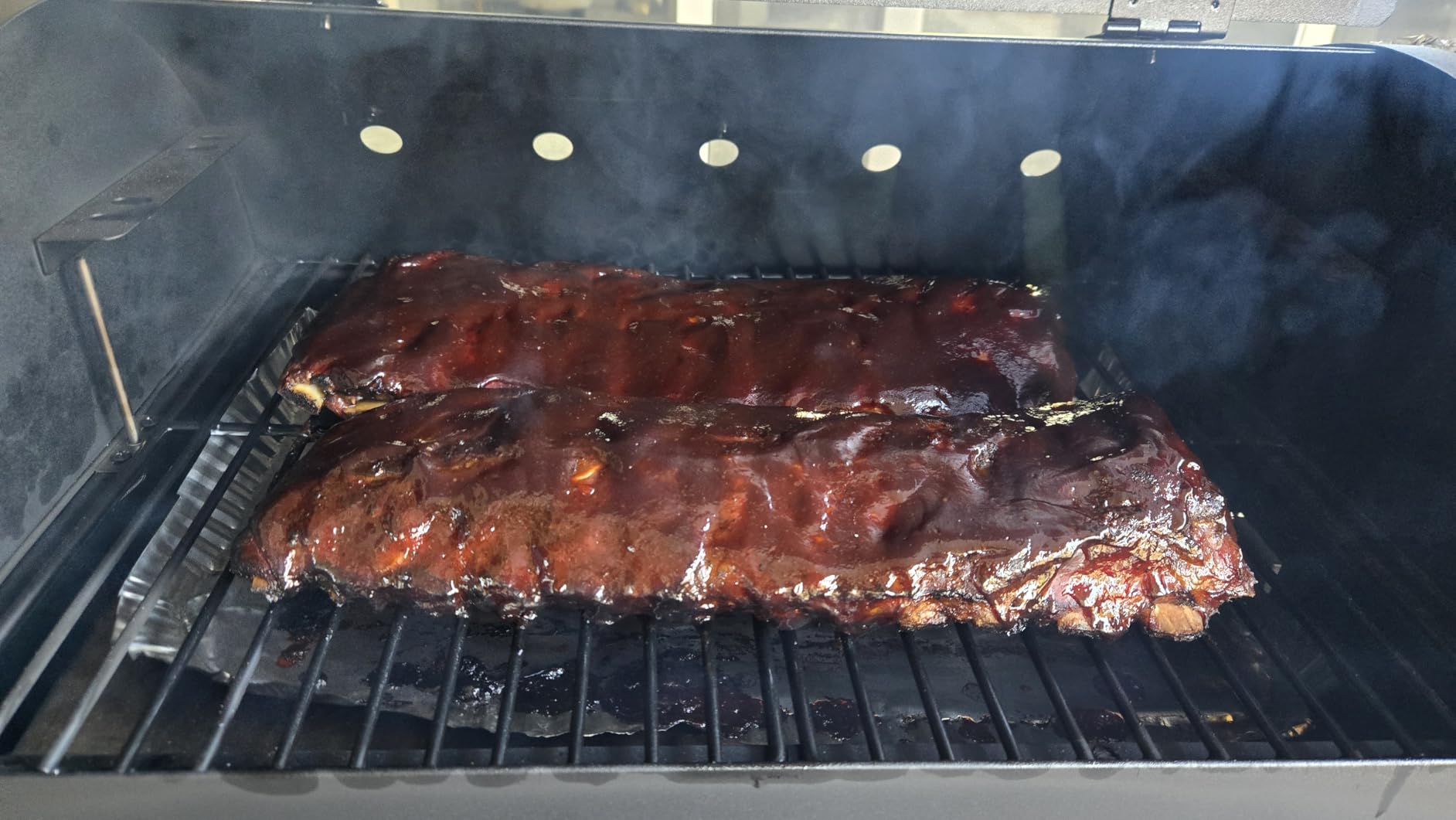 Brisk It Zelos-450 Electric Wood Pellet Grill & Smoker - Smart A.I. BBQ with WiFi, 450 Sq In Cooking Area, 7-in-1 Outdoor Pellet Grill, PID Temp Control up to 500°F, Meat Probe customer photo 1