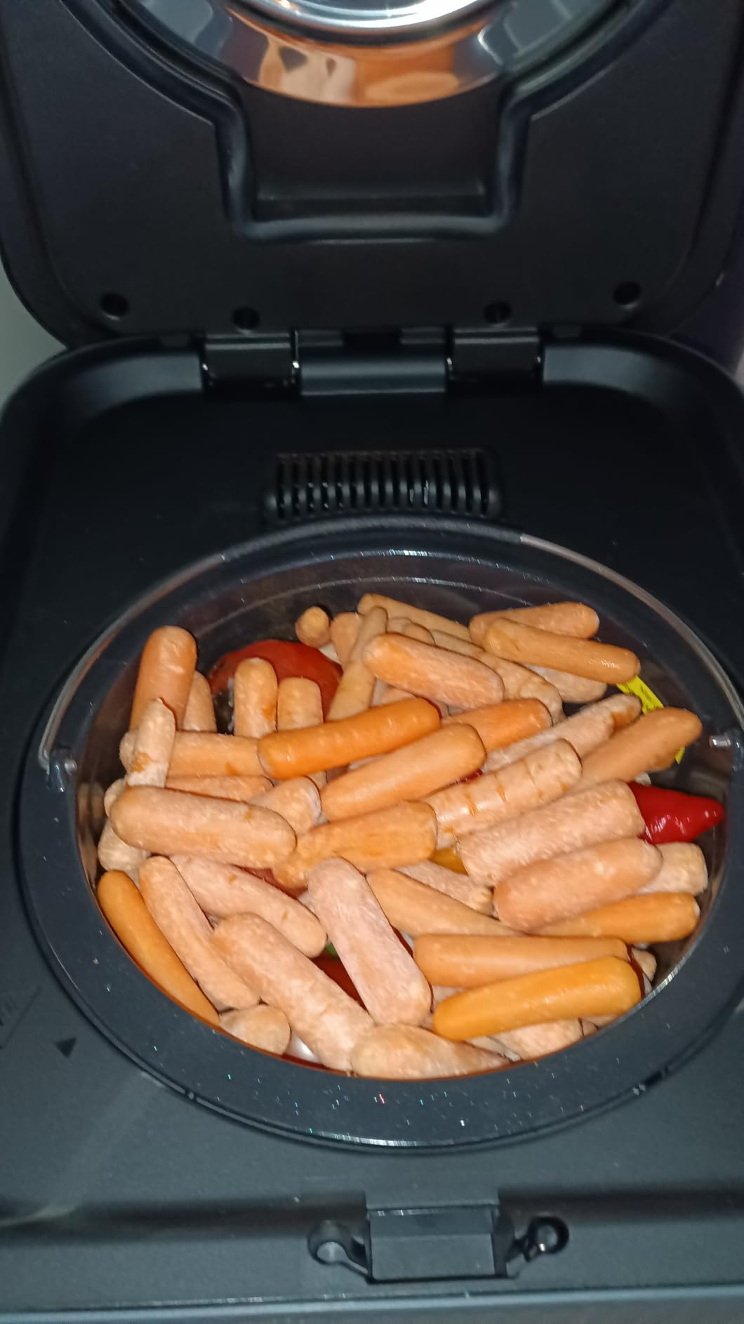 NutriChef Electric Kitchen Composter | 3 Quart Food Recycler | Food Waste Compost Bin for Countertop | 1 Button to Compost, Easy to Clean Composter Bucket | Low Noise, Odorless & Auto Clean | Grey customer photo 1