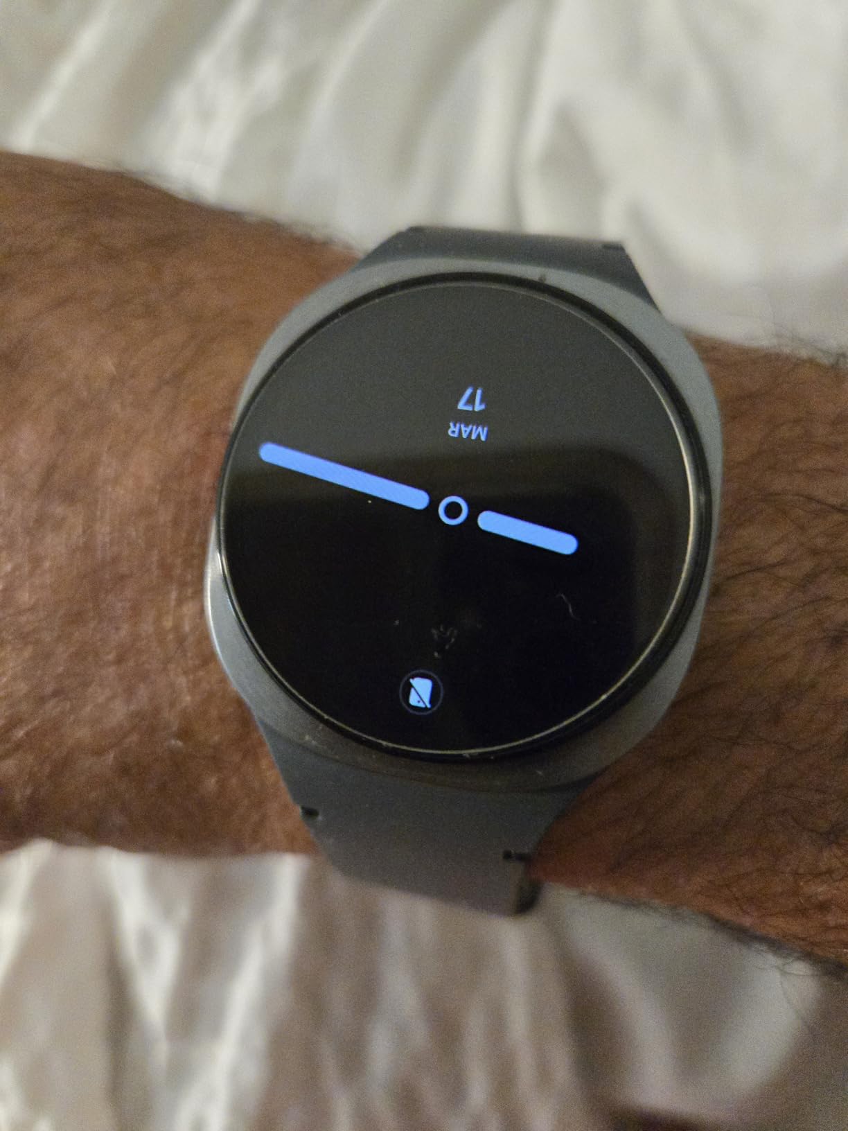 Samsung Galaxy Watch 8 (2025) 40mm Bluetooth Smartwatch, Cushion Design, Fitness Tracker, Sleep Coaching, Running Coach, Energy Score, Heart Rate Tracking, Silver [US Version, 2 Yr Warranty] customer photo 2