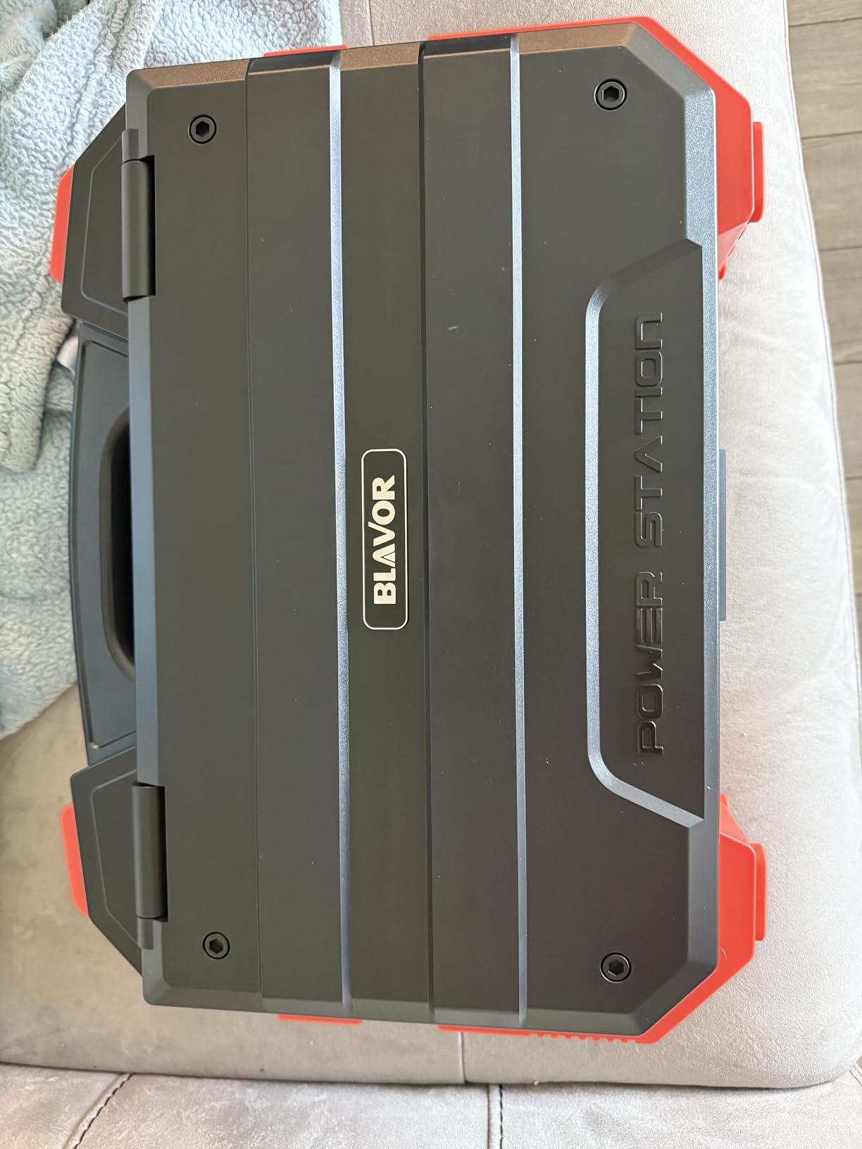 BLAVOR Portable Power Station 1600W (Peak 3200W), Built-in Solar Panel, 1024Wh LiFePO4 Battery, 100W USB-C Fast Charge, Solar Generator for Home Backup, Camping, Power Outages & RV customer photo 1