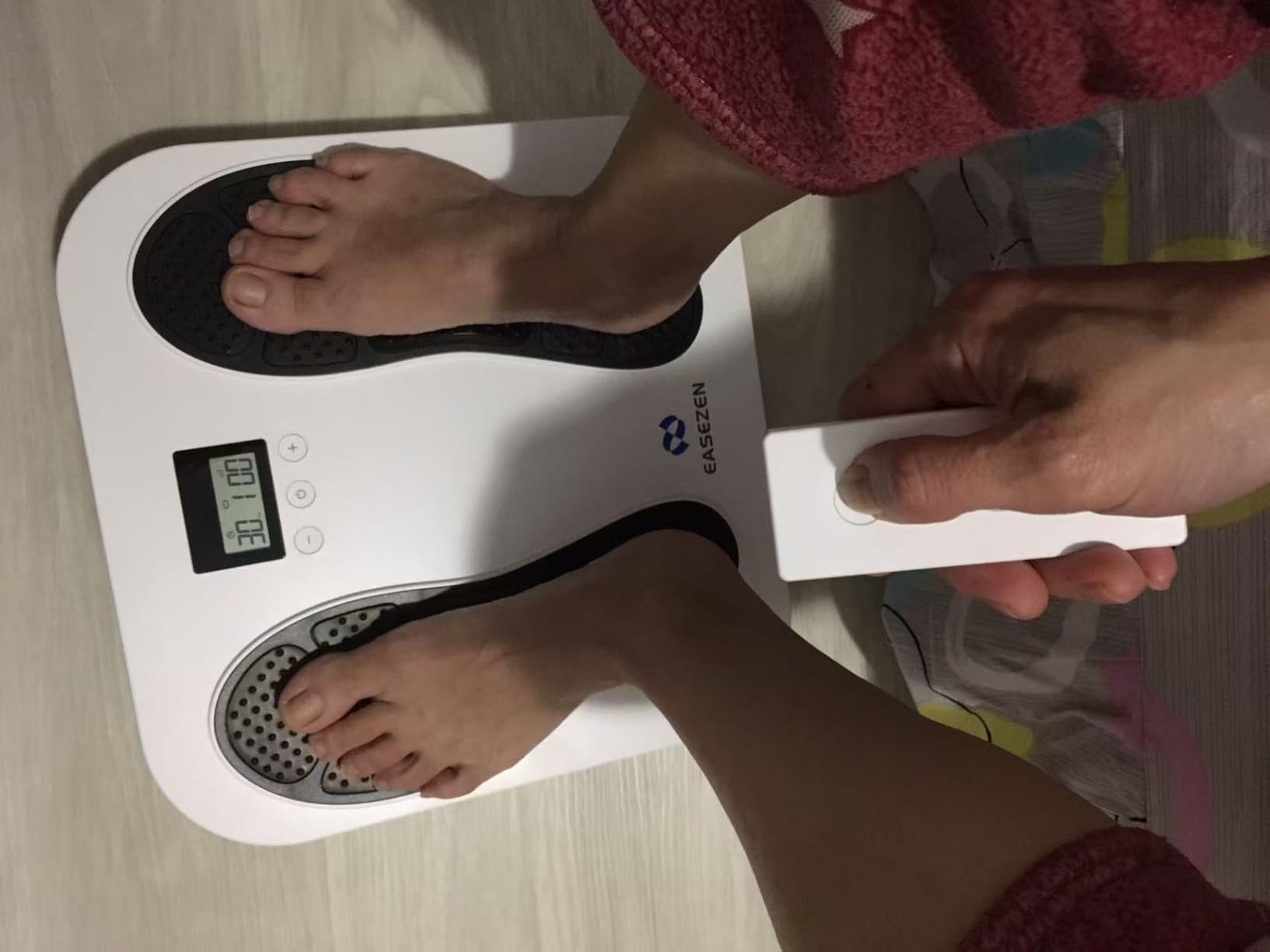 Foot Massager for Neuropathy, Rechargeable TENS EMS Foot Stimulator with 10 Modes 20 Intensities, Feet Circulation Stimulator for Neuropathy, Plantar Fasciitis, Gifts for Mom Dad customer photo 1