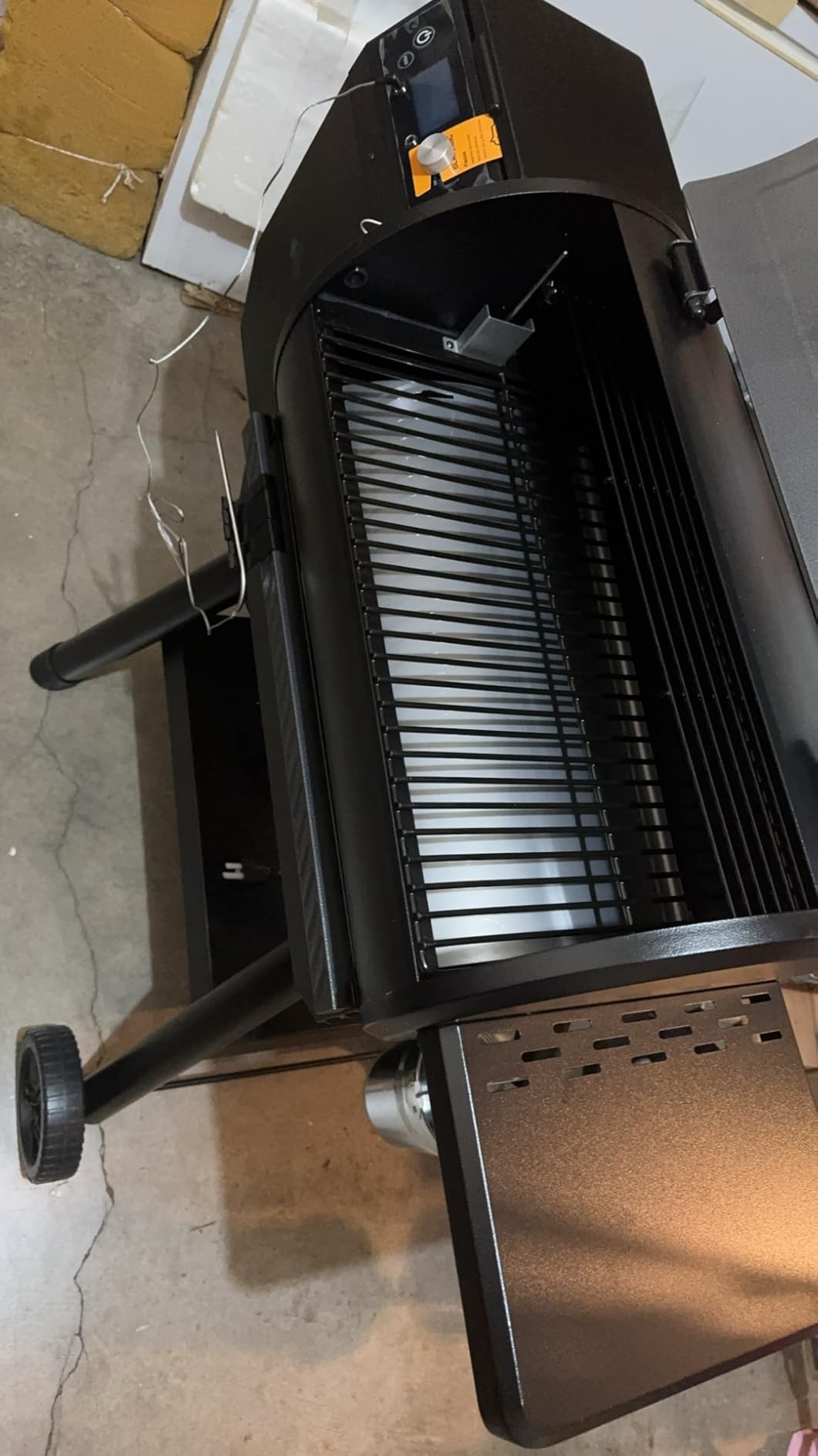 LCD Control Wood Pellet Smoker Grill, 456 SQ. IN Cook Area, Pellet Grill with Auto Feed & Leaking Waste, 500°F Max Temperature, 8 in 1 BBQ Grill with Meat Probe, Side Table with Hooks(Black) customer photo 2