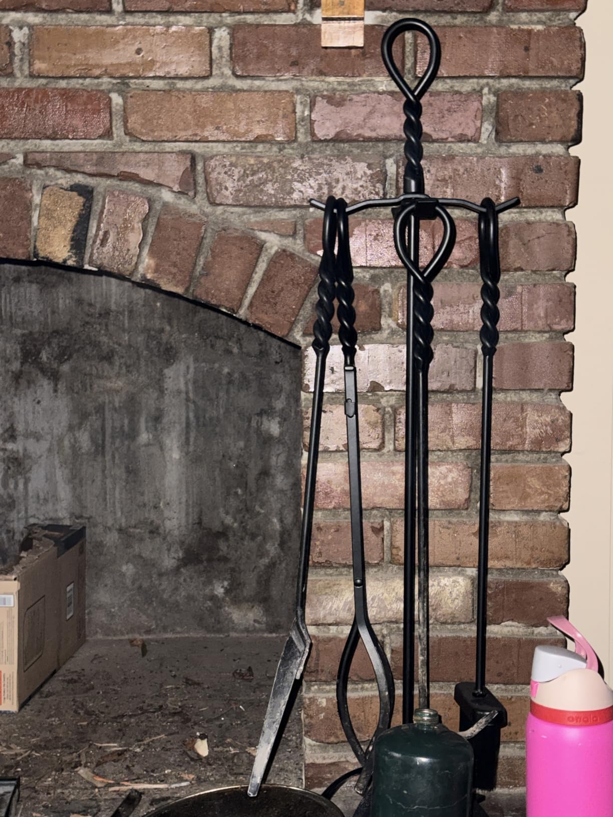 Gtongoko 35 Inch Fireplace Tools Set 5 Pcs Black Wrought Solid Iron Large Fire Tool Set for Outdoor/Indoor Include Chimney Poker, Rustic Tongs, Shovel, Antique Brush and Stand Accessories Set customer photo 1