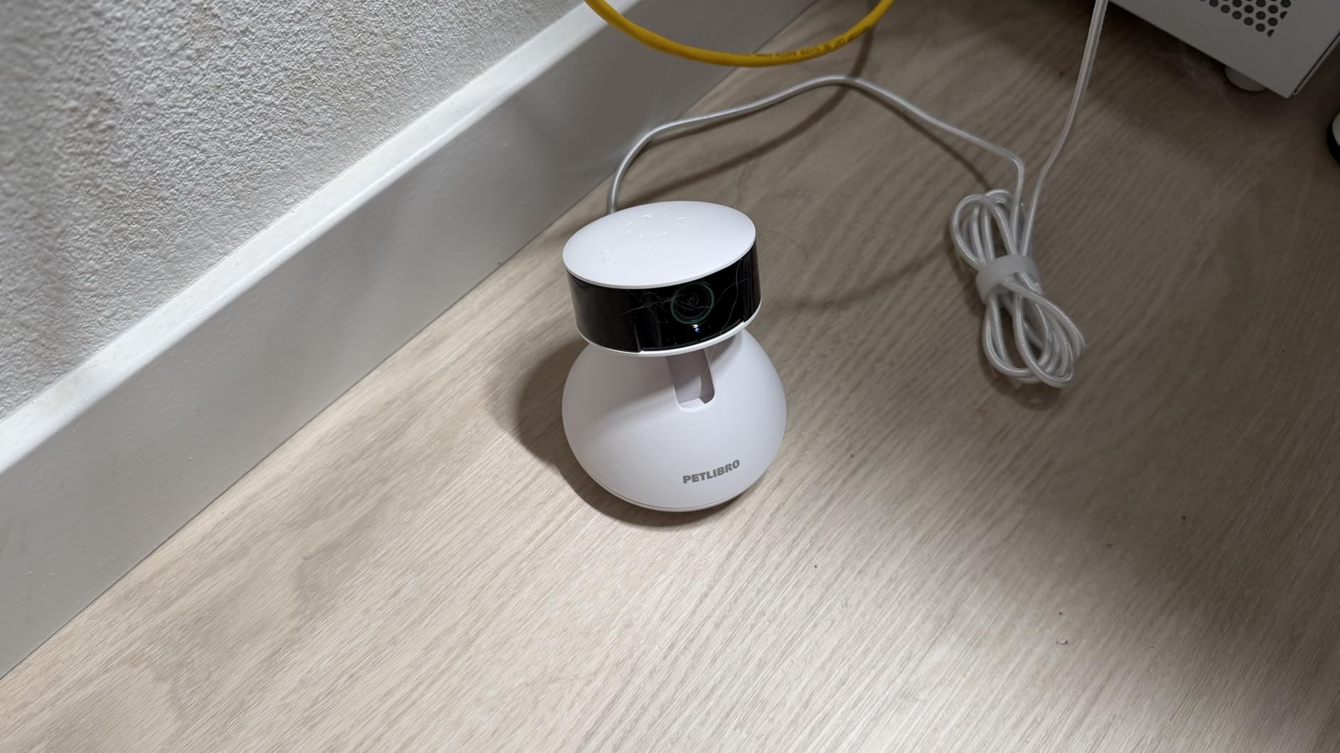 PETLIBRO AI Pet Camera Indoor with Phone App, 360° Auto Tracking Dog Camera Multi-Pet Recognition & AI Day Summary, 1080p Cat Camera Night Vision, 2-Way Talk WiFi Cam Pet with 2.4G/5G customer photo 1