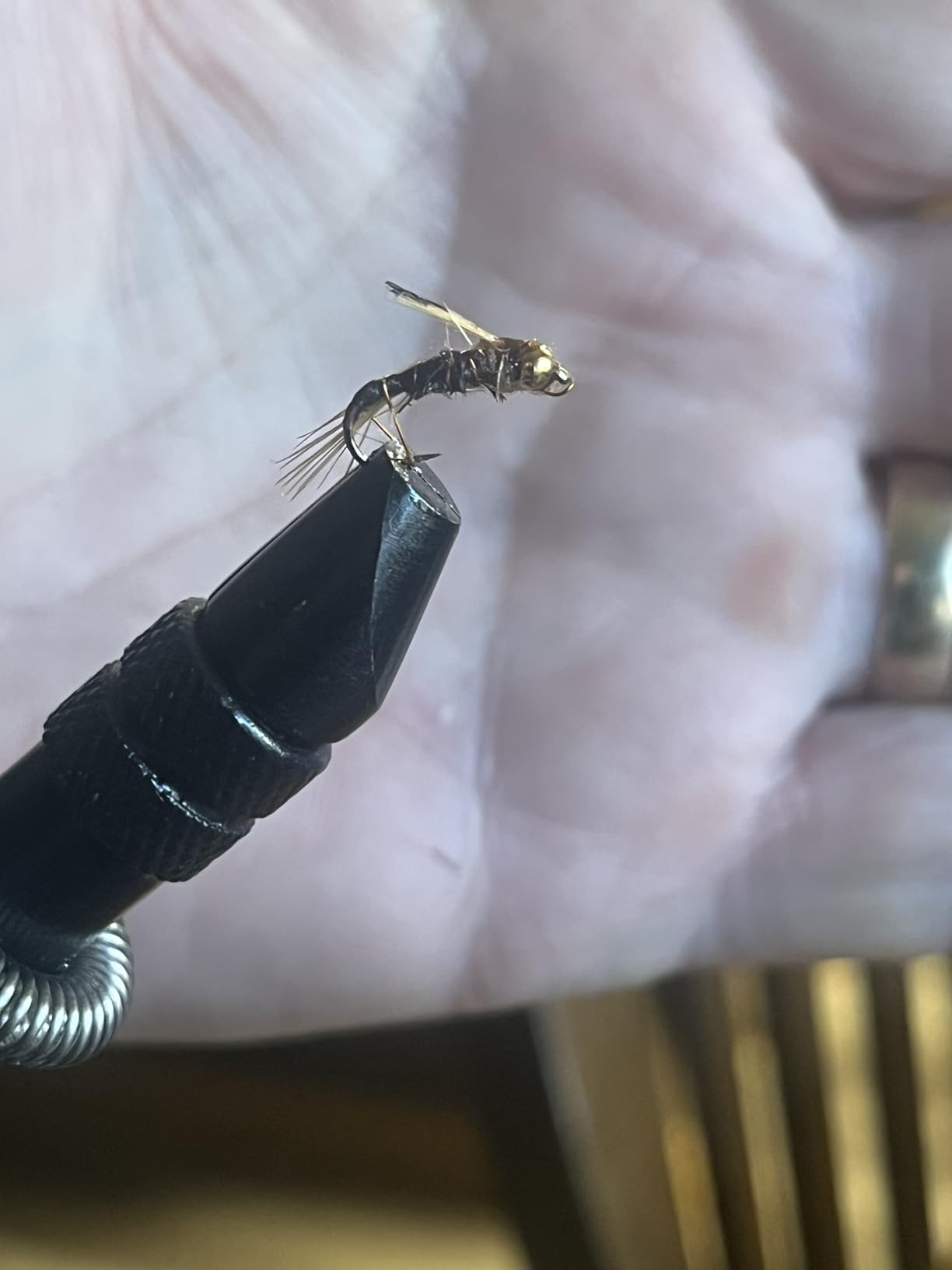 Aventik TrueGrip Fly Tying Vise with 360° Rotary Function - Smooth Ball Bearing System, Adjustable Tension, Durable Hook Jaws (Fits 26 to 4/0) customer photo 1