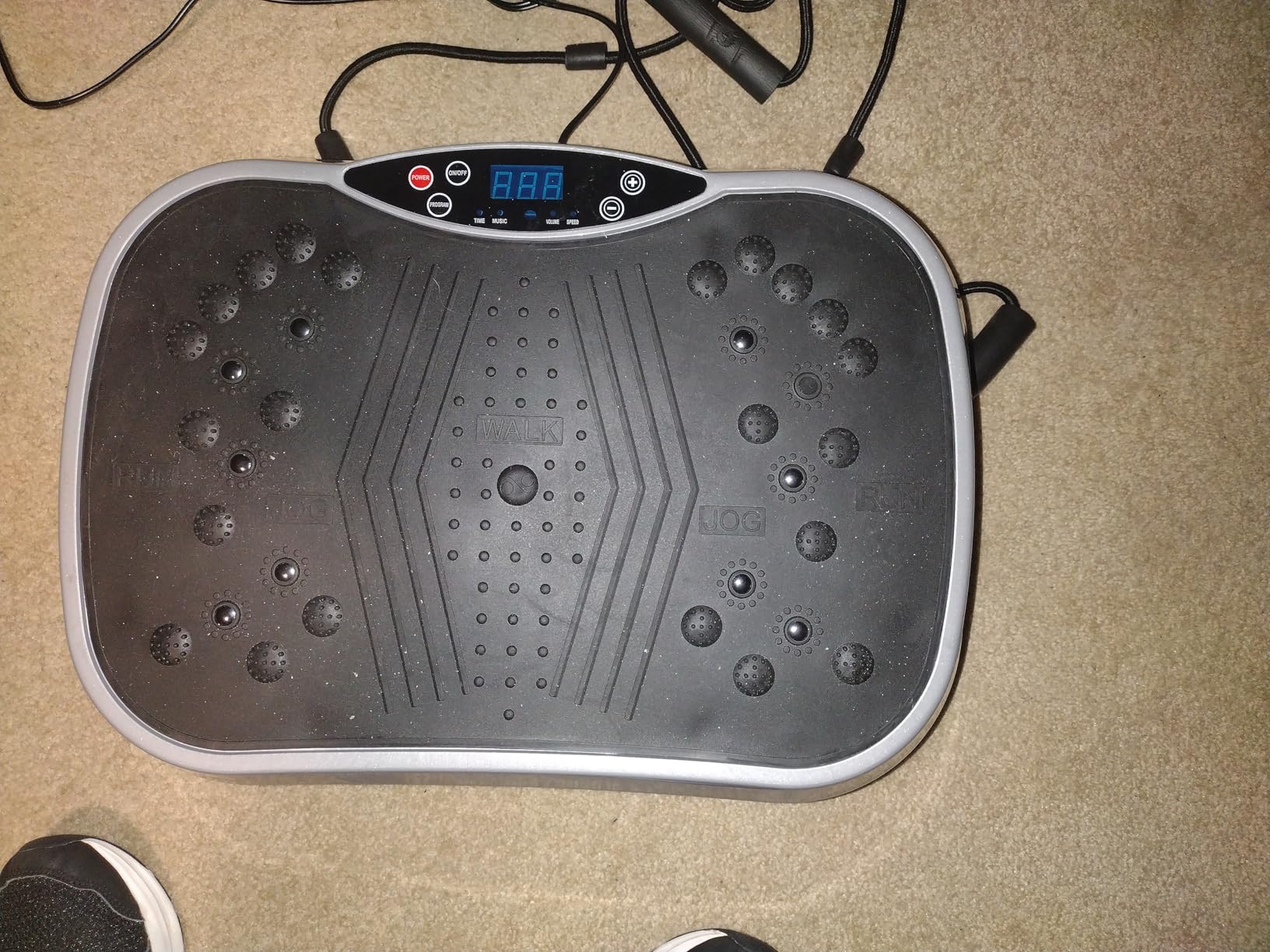 ALSO GO Vibration Plate Exercise Machine, 6 Workout Modes & 120-Level Vibration Platform for Weight Loss/Lymphatic Drainage, 400lbs Capacity Vibration Board with Resistance Bands for Full Body Workout customer photo 1