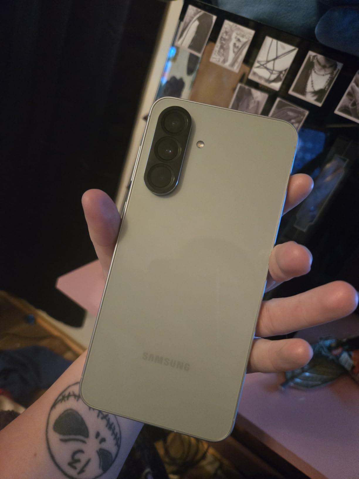 Galaxy A56 5G Cell Phone, 256GB AI Smartphone, Unlocked Android, AI Photo Edits, Large Screen, Long Battery Life, 2025, Awesome Olive customer photo 2