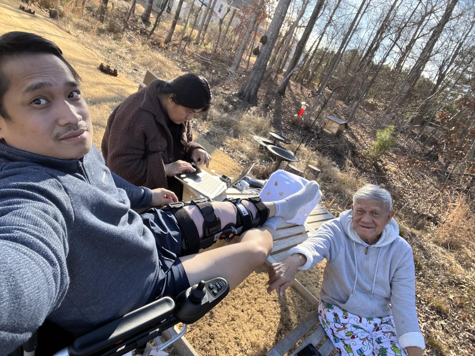 33 Lbs Lightweight Electric Wheelchair, Electric Wheelchairs for Adults Foldable, 15 Miles Range Motorized Wheelchair for Seniors, All Terrain Compact Portable Power Wheelchair, 330 Lbs Capacity customer photo 1