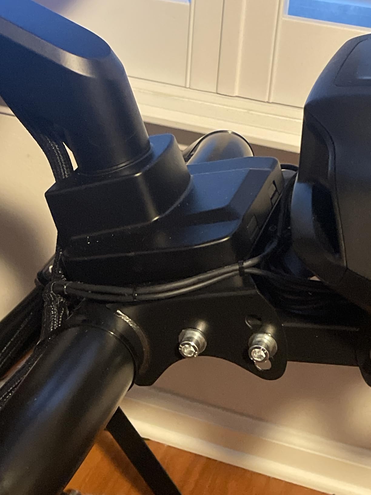 ARES WING Ultrawide Monitor Arm, Heavy Duty Single Monitor Mount for 13