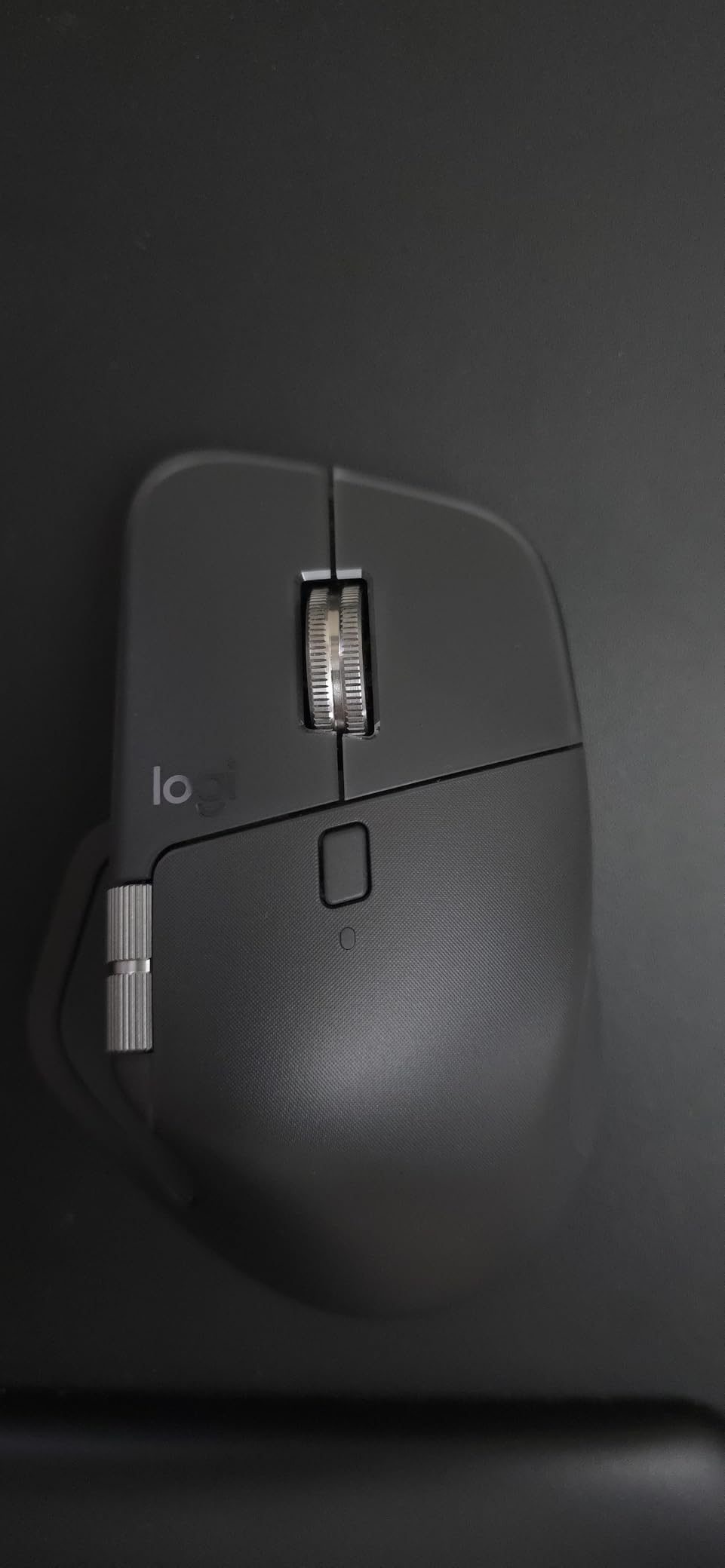 Logitech MX Master 4 Ergonomic Wireless Mouse with Advanced Performance Haptic Feedback, Ultra-Fast Scrolling, USB-C Charging, Bluetooth, Windows, MacOS - Graphite customer photo 2