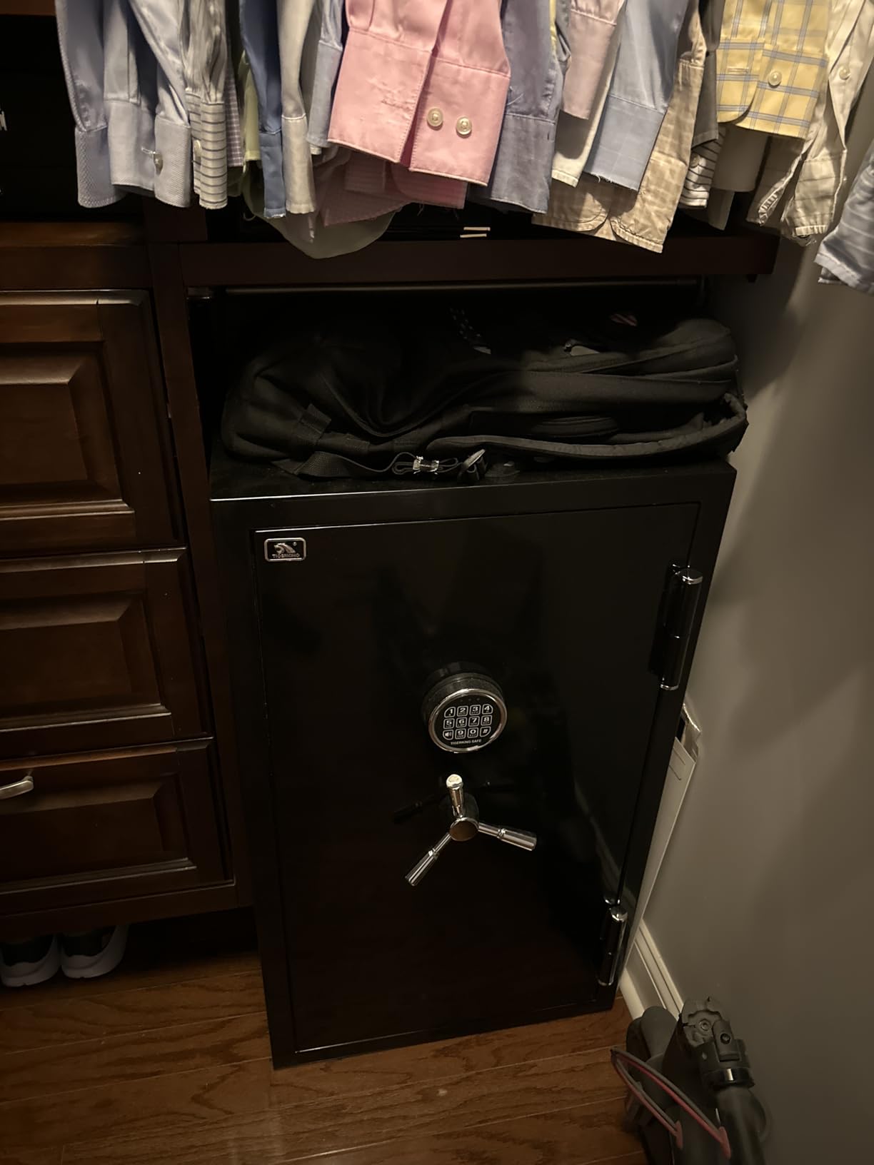 TIGERKING 8.78 Cu Ft Large Fireproof Safe for Home, Waterproof Floor Security Jewelry Safe with Digital Lock, Heavy Duty Steel Cabinet Safes with Drawer and Adjustable Shelves for Valuables customer photo 1