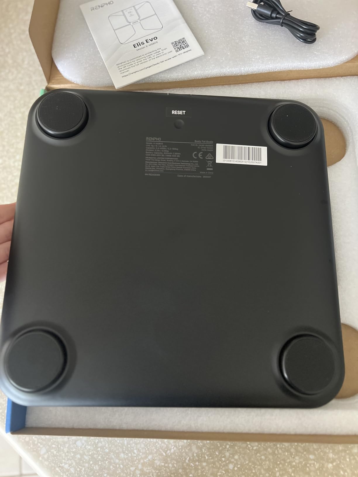 RENPHO Scale with BMI, Body Fat, Muscle Mass, Smart Scale for Body Weight, Wi-Fi & Bluetooth Body Composition Scale, Rechargeable, Elis Evo customer photo 1