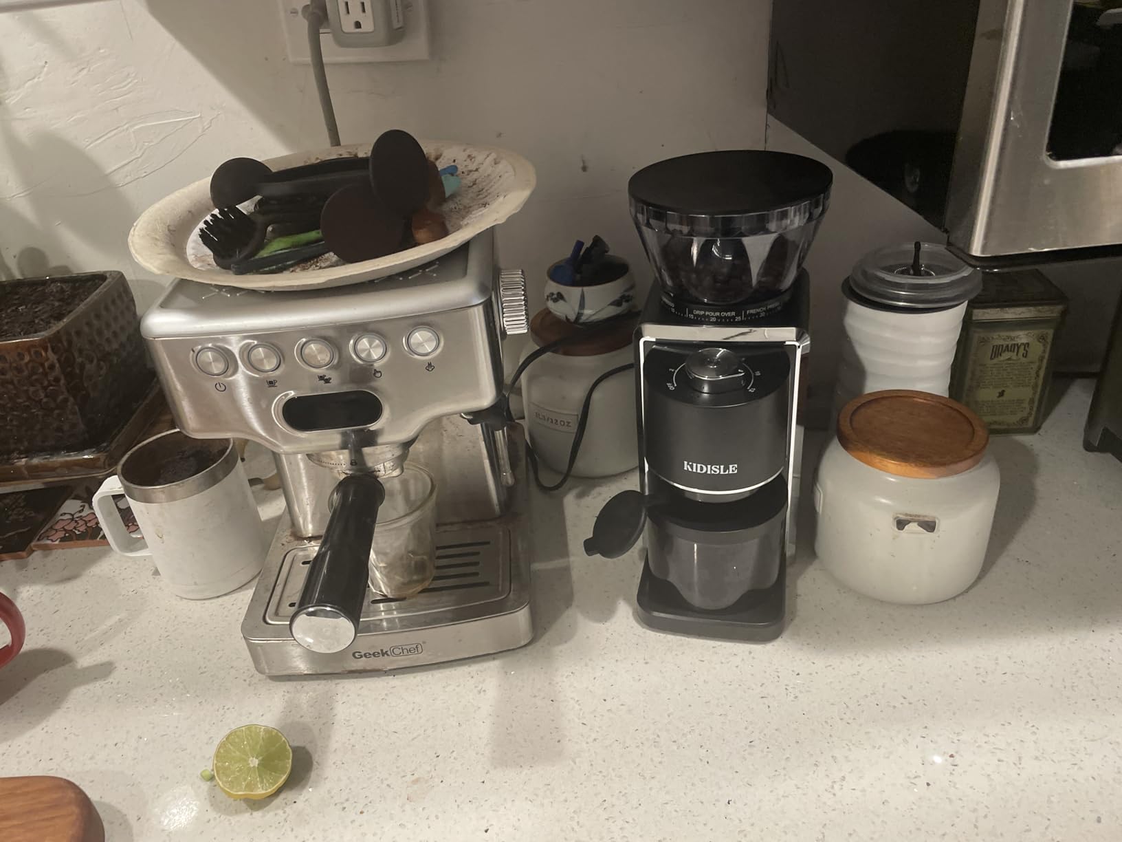 Conical Burr Coffee Grinder, Electric Coffee Bean Grinder for Precise Grinding, 35 Settings, 2-12 Cup Selector, Anti-Static Design for Home Use, Black customer photo 1