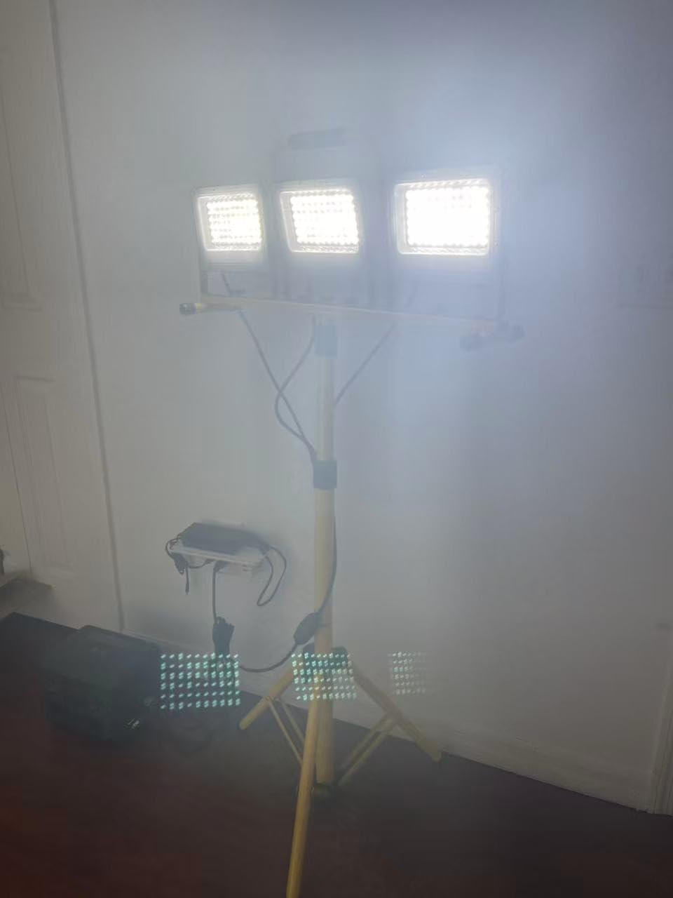 30000 Lumen LED Work Lights with Stand - 3 Adjustable Head Waterproof Foldable Tripod Light, 6500K Daylight (47-68