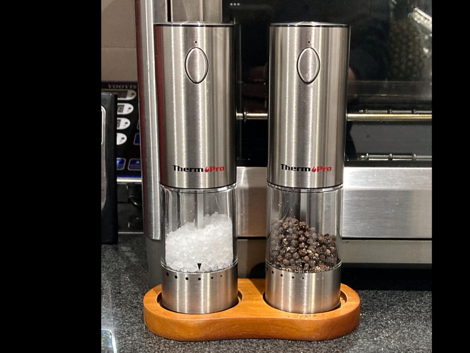 TempPro 100ml Electric Salt and Pepper Grinder Set Rechargeable, Automatic Pepper Grinder Shakers with External Adjustment, Refillable Pepper Mill Set with Cover & LED, 2-Pack (Previously ThermoPro) customer photo 1