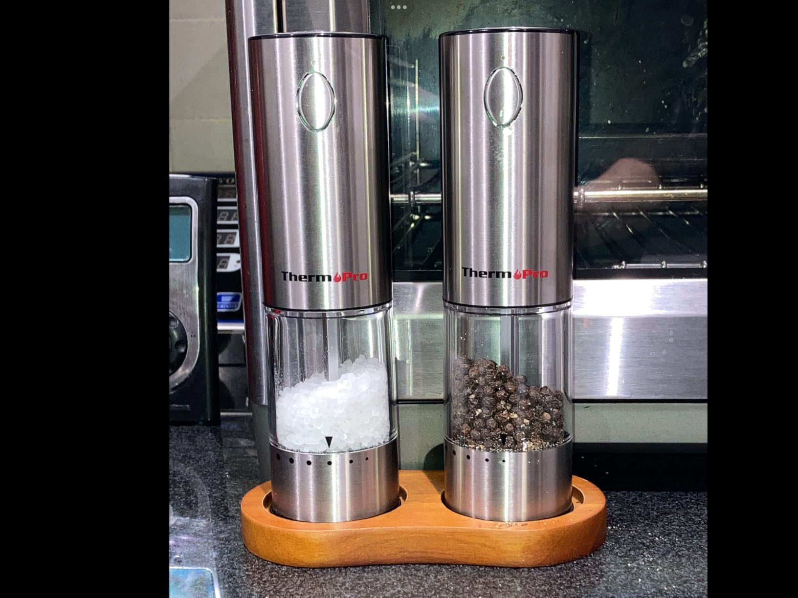 TempPro 100ml Electric Salt and Pepper Grinder Set Rechargeable, Automatic Pepper Grinder Shakers with External Adjustment, Refillable Pepper Mill Set with Cover & LED, 2-Pack (Previously ThermoPro) customer photo 2