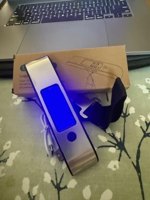travel inspira Rechargeable Luggage Scale 110lb/50kg - Large Backlit Display - Stainless Steel - Portable Digital Hanging Scale for Suitcases, Bags, Packages (USB -C Charging Included) customer photo 1