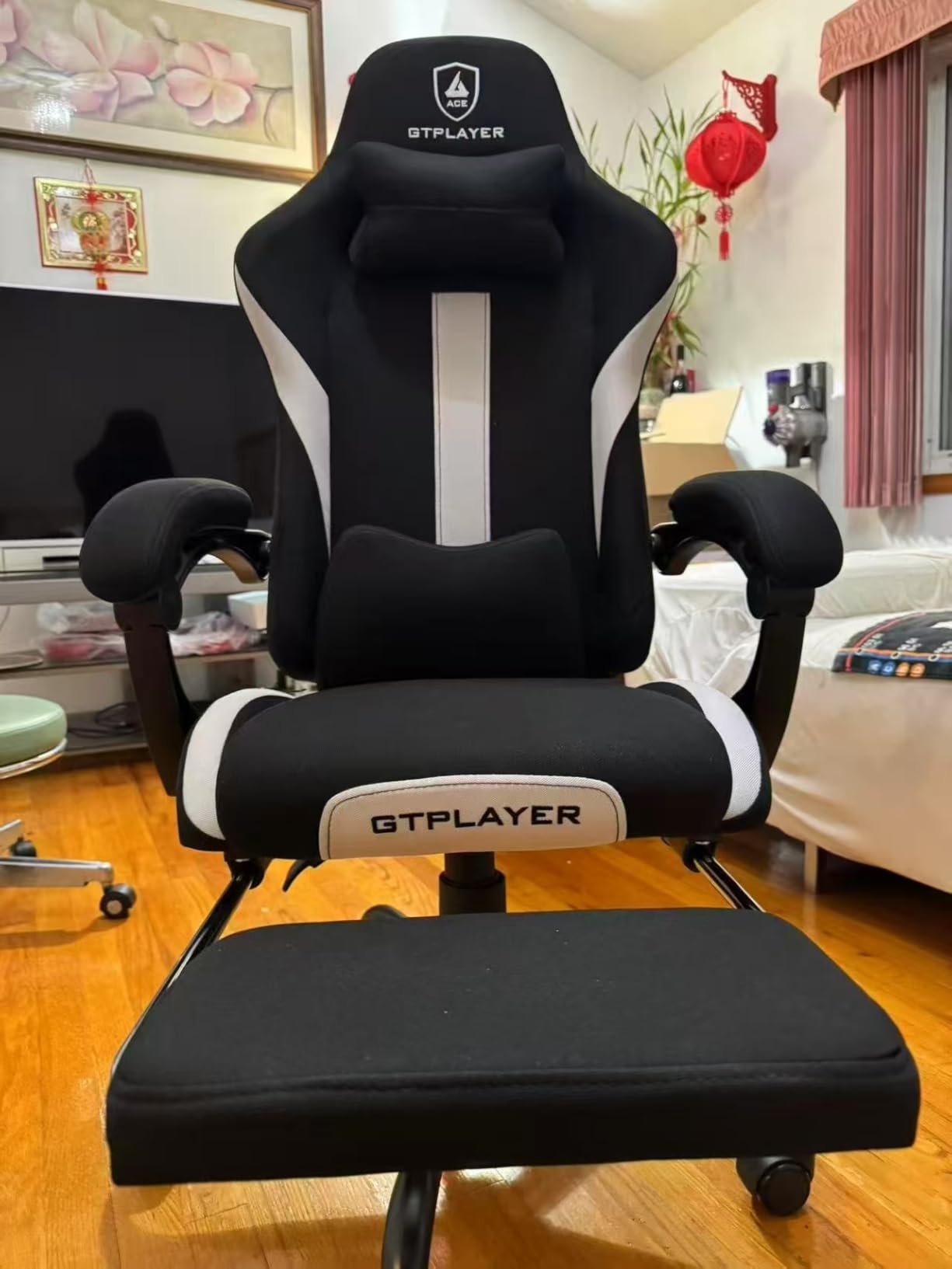 GTPLAYER Gaming Chair with Foot Rest & Pocket Spring Cushion, Breathable Fabric for Home Office Desk, Ergonomic High Back Computer Chair with Headrest & Lumbar Support, Black customer photo 2