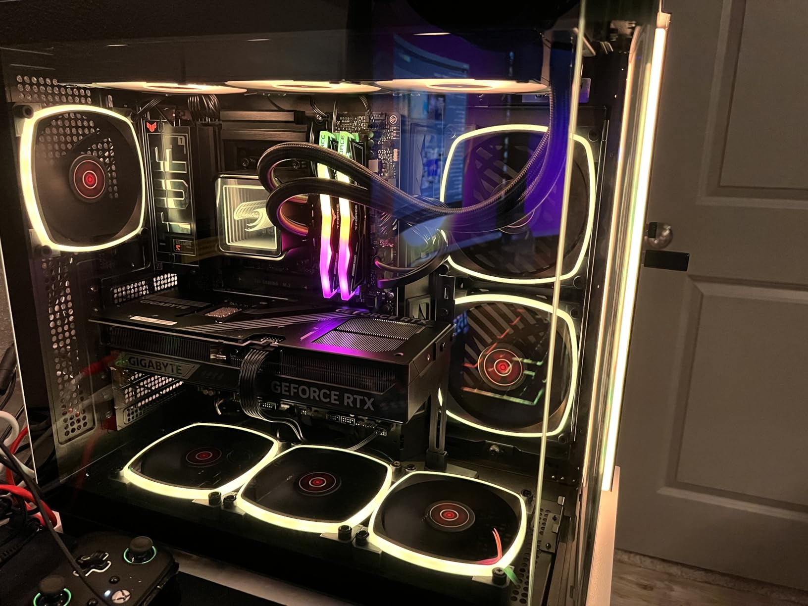 Skytech Gaming Aqua Desktop PC, Intel Ultra 9 285K 3.7 GHz(5.7 GHz), NVIDIA RTX 5080 16GB, Z890 Board, 2TB Gen4 NVMe SSD, 64GB DDR5 RAM 6000 RGB, 850W Gold ATX 3 PSU, 360mm ARGB AIO, Wi-Fi, Win 11 customer photo 1