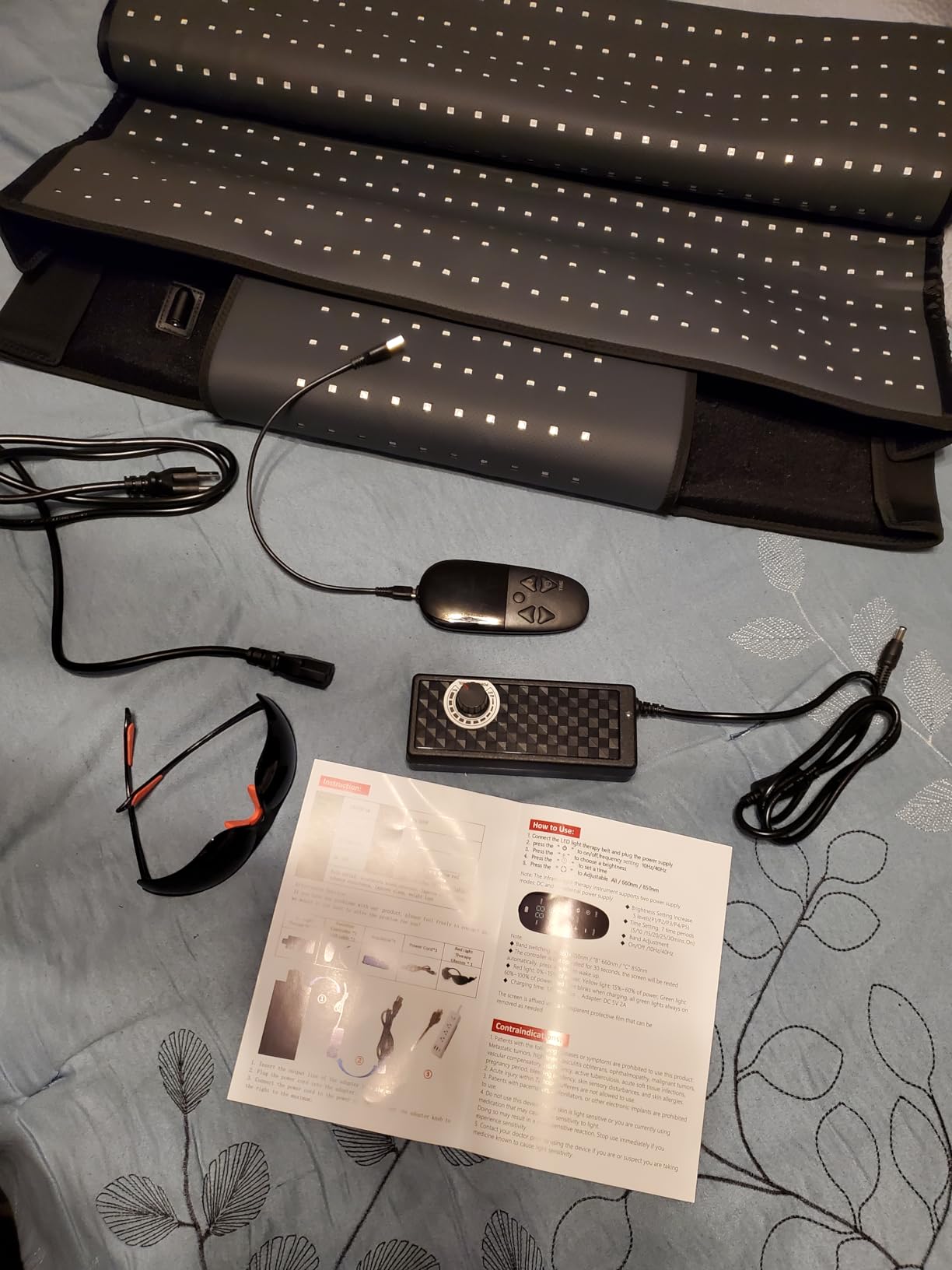 Full Body Red Light Therapy Mat, Large Size Red Light Therapy for Body 660 & 850nm Dual Wavelength Red Light Blanket, Birthday Christmas Gifts for Women Men Mom Dad Father Lover Black customer photo 1