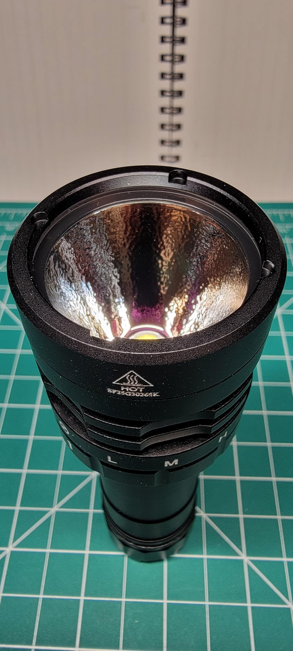 Sofirn 3000 Lumen Dive Light, Powerful Scuba Diving Flashlight，IPX8 Waterproof Flashlight with Magnetic Ring Switch and 3 Modes for Underwater Sports, Available Submerge up to Underwater 100 Meters customer photo 1