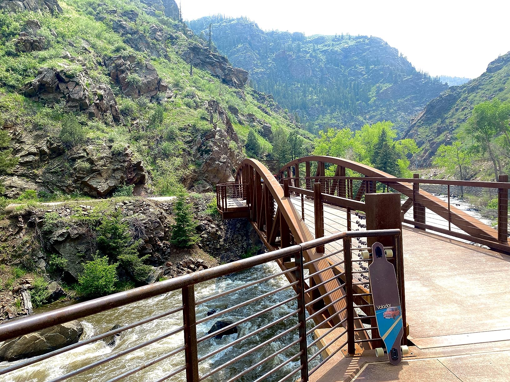 VOLADOR Urban Freeride Pro Longboard Cruiser 40inch | Canadian Maple Wood Deck & Forged Reverse Kingpin Truck | Drop Through Longboard Complete Setup for Urban Commuting customer photo 2