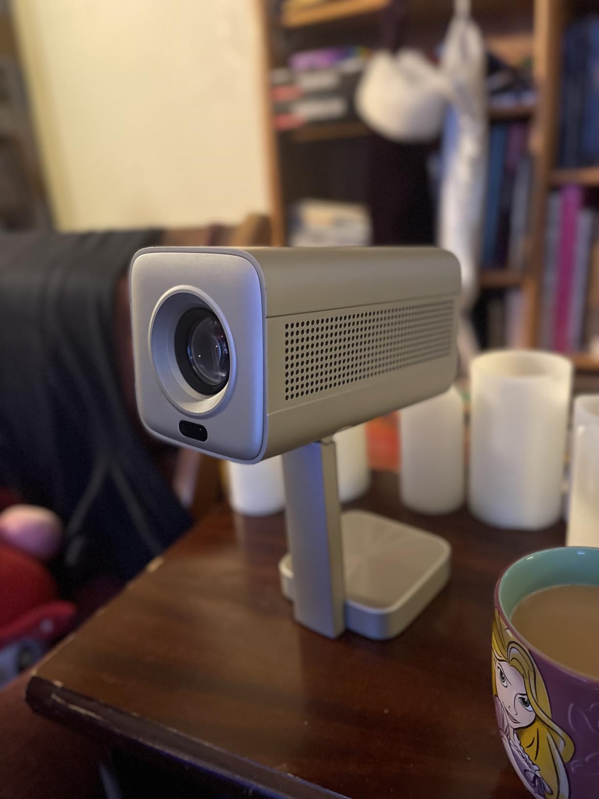 Officially-Licensed APP & Dolby Audio Smart Mini Projector with WiFi and Bluetooth, VOPLLS Portable Outdoor Projector 4K Support with TOF Real-Time Focus, Native 1080P Home Movie Projector customer photo 1