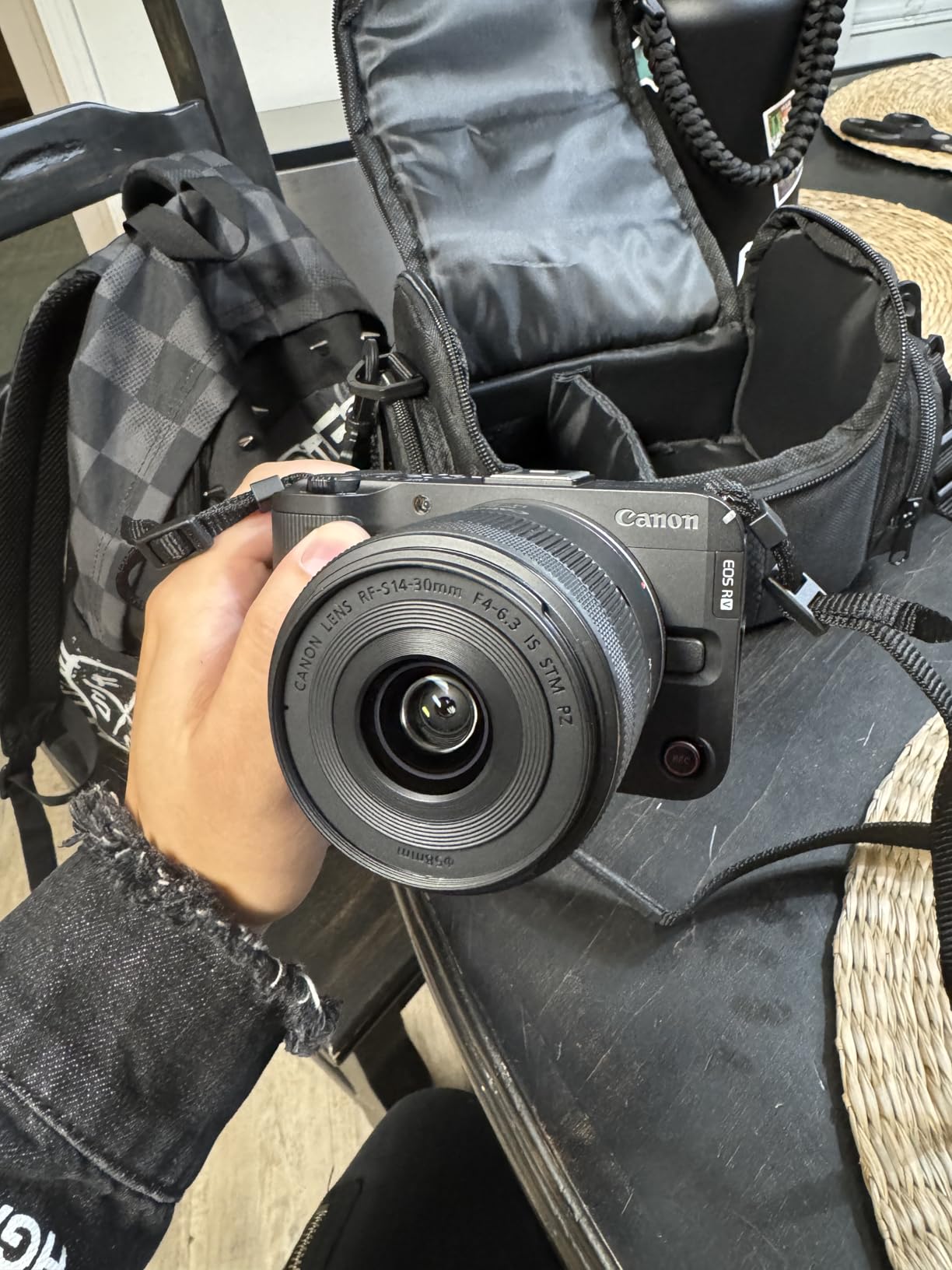 Canon EOS R50 V Mirrorless Camera with 14-30mm f/4-6.3 RF-S Lens | 4K Video, Dual Pixel Autofocus, Flip Screen | Compact RF Mount Vlog Camera Kit with Bag and 64GB Card customer photo 2