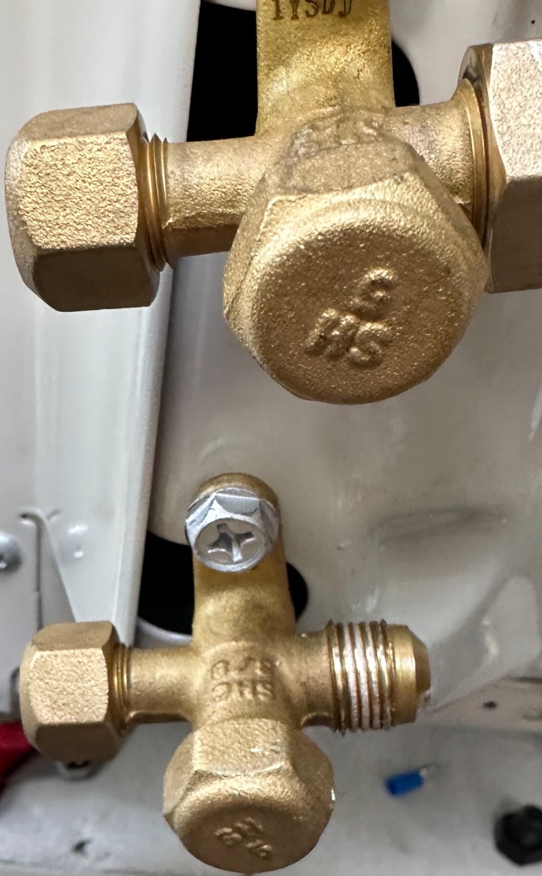 Cooper & Hunter 18,000 BTU 2-Zone Ductless Mini Split Air Conditioner & Heat Pump - 6K+6K Wall Mount Air Handlers - 22.9 SEER2 - 25FT Installation Kits - 230V - Midnight Edition customer photo 1