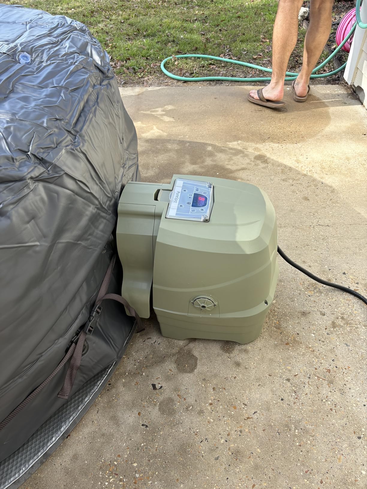 INTEX 28427EG PureSpa Bubble Massage Spa Set Outdoor Inflatable Portable Hot Tub, Includes Energy Efficient Spa Cover, Saltwater System Ready, 6 Person, 85in x 28in customer photo 2