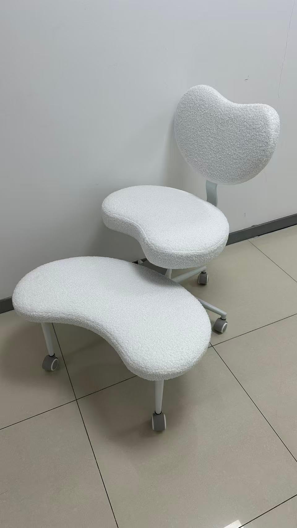 Ergonomic Cross Legged Chair with Wheels, Ivory | 360° Swivel Meditation Chair, ADHD Chair, Lumbar Support and Adjustable Stool, Flexible Design for Fidgety Sitters customer photo 2