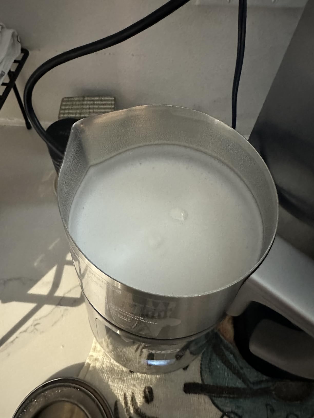 DREO Milk Frother, All-in-1 Electric Foam Maker for Coffee, 15oz/450ml Automatic Foam Frother for Latte Art-level Microfoam, 30+ Drinks, Easy to Clean, Dishwasher Safe, LED display customer photo 2