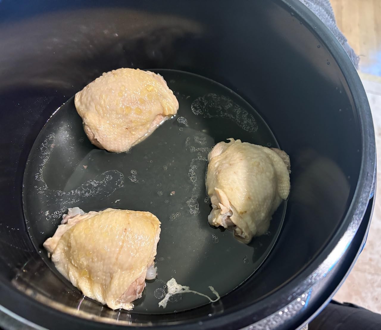 Ninja HyperHeat 9-in-1 6.5-qt Pressure Cooker | Steams, Slow Cooks, Sears, Sautés, Sous Vide, Yogurt & More | With SimpliServe Pot | Powerful 1200-Watt | Blue Macaron | PC201 customer photo 2