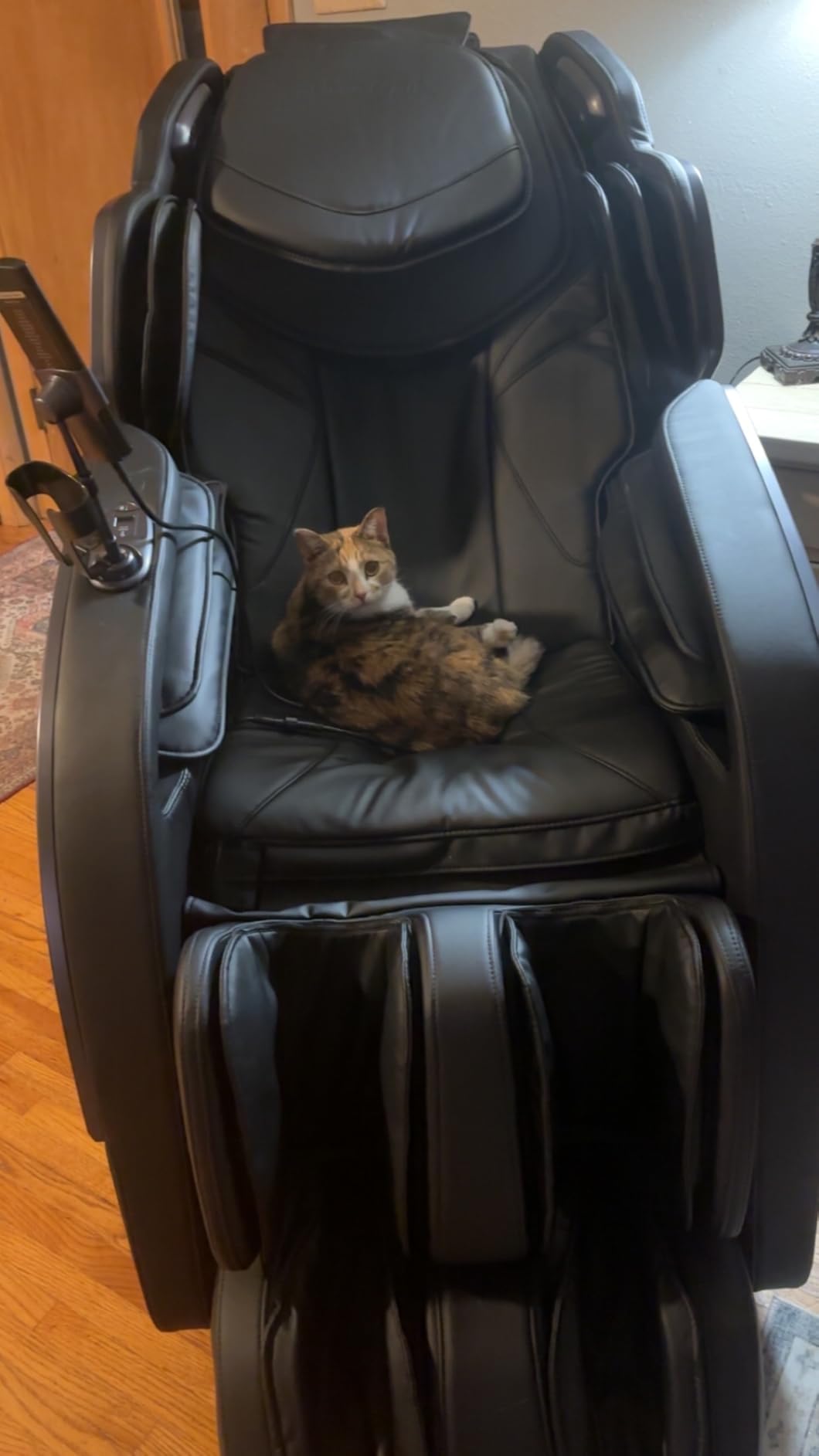 BOB AND BRAD iMaster Pro 4D Full Body Massage Chair, Co-Developed with Physical Therapists, 166° Zero Gravity SL-Track Recliner, Voice Control, Heat, Deep Tissue & Auto-Extend Calf for Tall Users customer photo 8