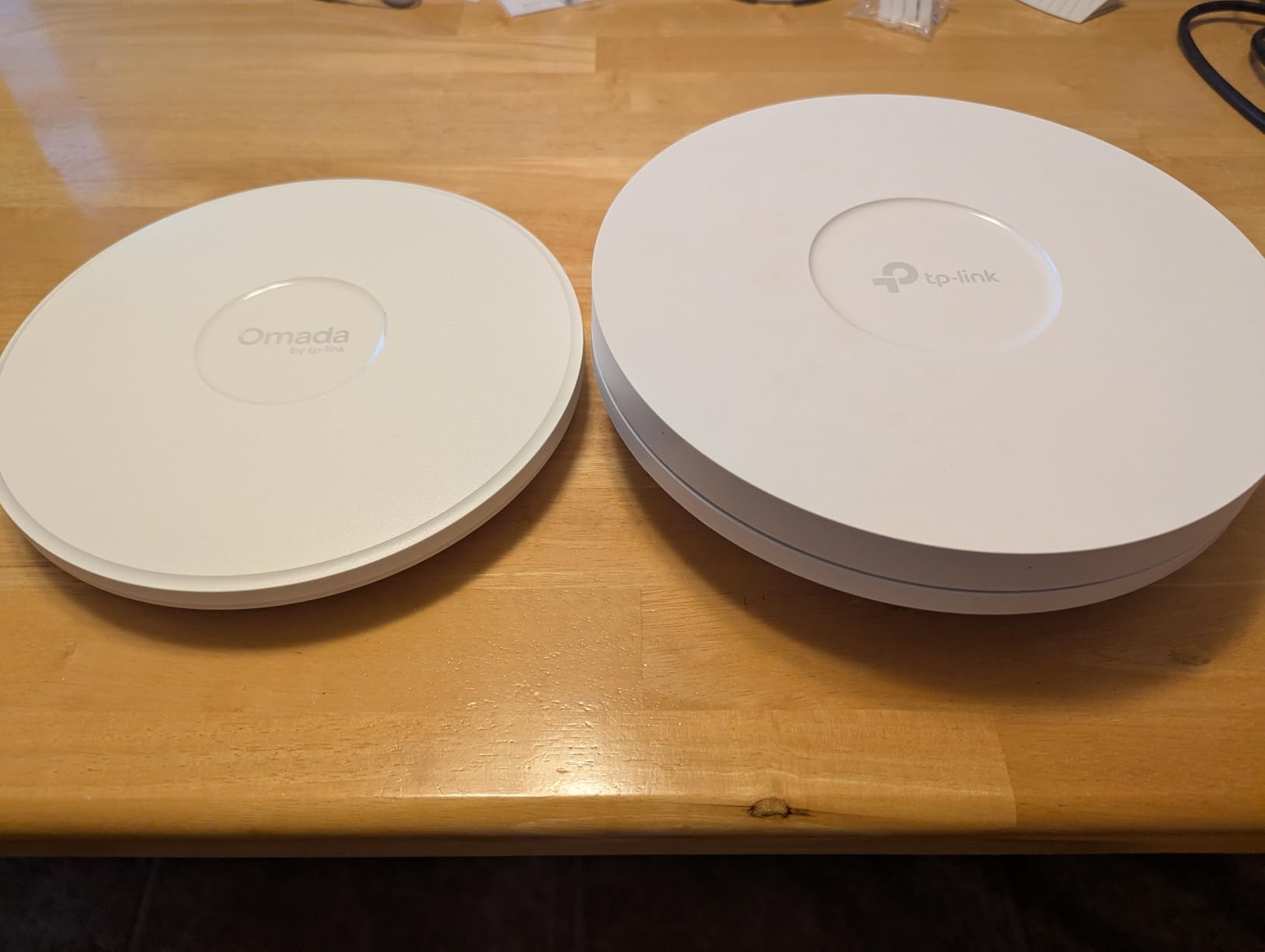 TP-Link Omada WiFi 7 Wireless Access Point - BE11000 Tri-Band, 2.5G Port, PoE+ or DC Powered, DC Adapter Included, 5yr Warranty, Captive Portal, Mesh, WPA3, Roaming, Business WiFi Experience (EAP770) customer photo 2