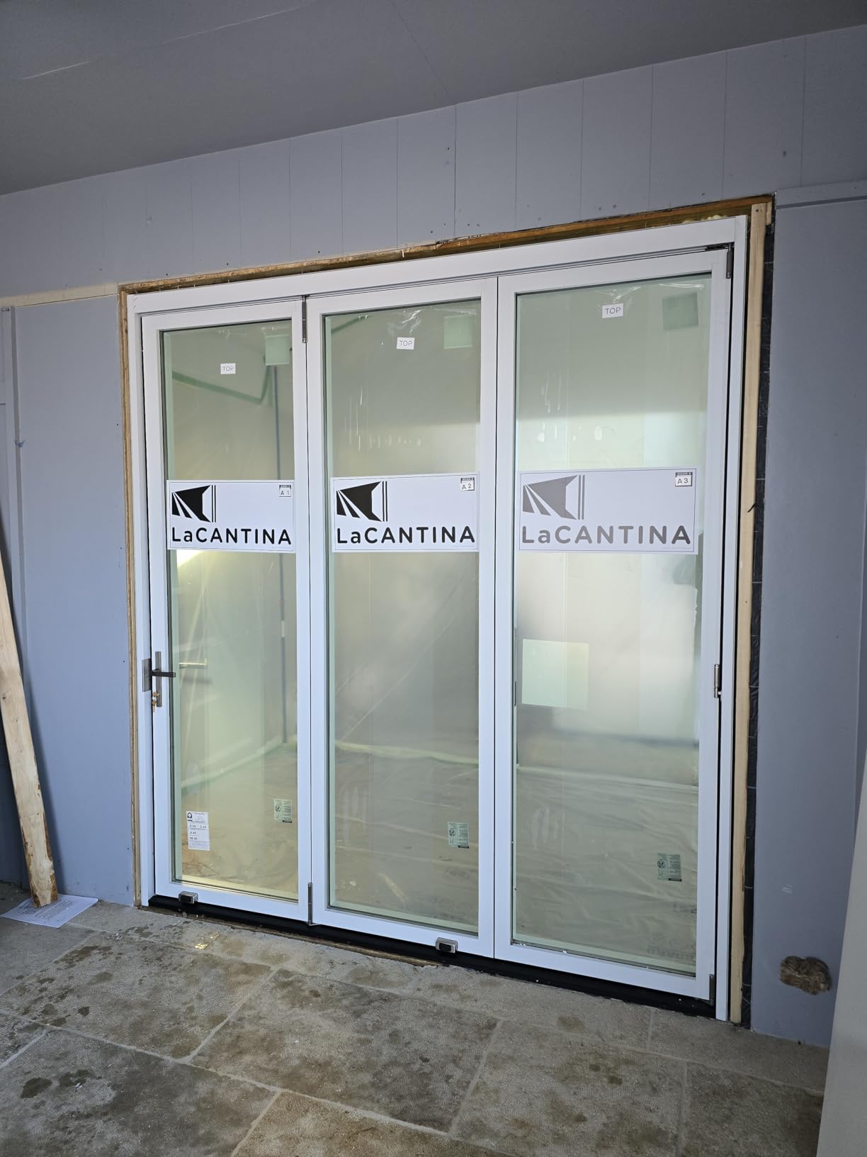 SEESII Cordless Caulking Gun, 21V Battery Powered with 2 x 2.0Ah Batteries customer photo 2