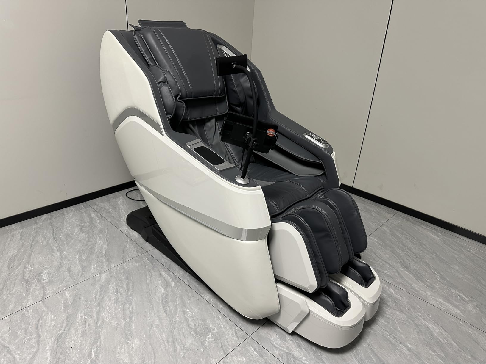 4D Massage Chair Full Body with Space Walk & Ankle Stretch, 2026 Zero Gravity 55