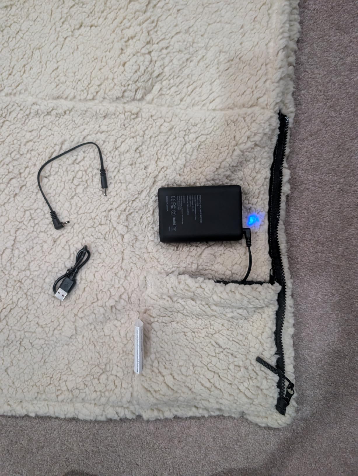 Heated Blanket Battery Operated,12V Heated Shawl Throw Blanket,Cordless heating pad with 15000 battery,Wearable Heated Blanket,Sherpa Lining,3 Heating Set for Car,Camping,Backpacking,Hiking,Travel customer photo 2