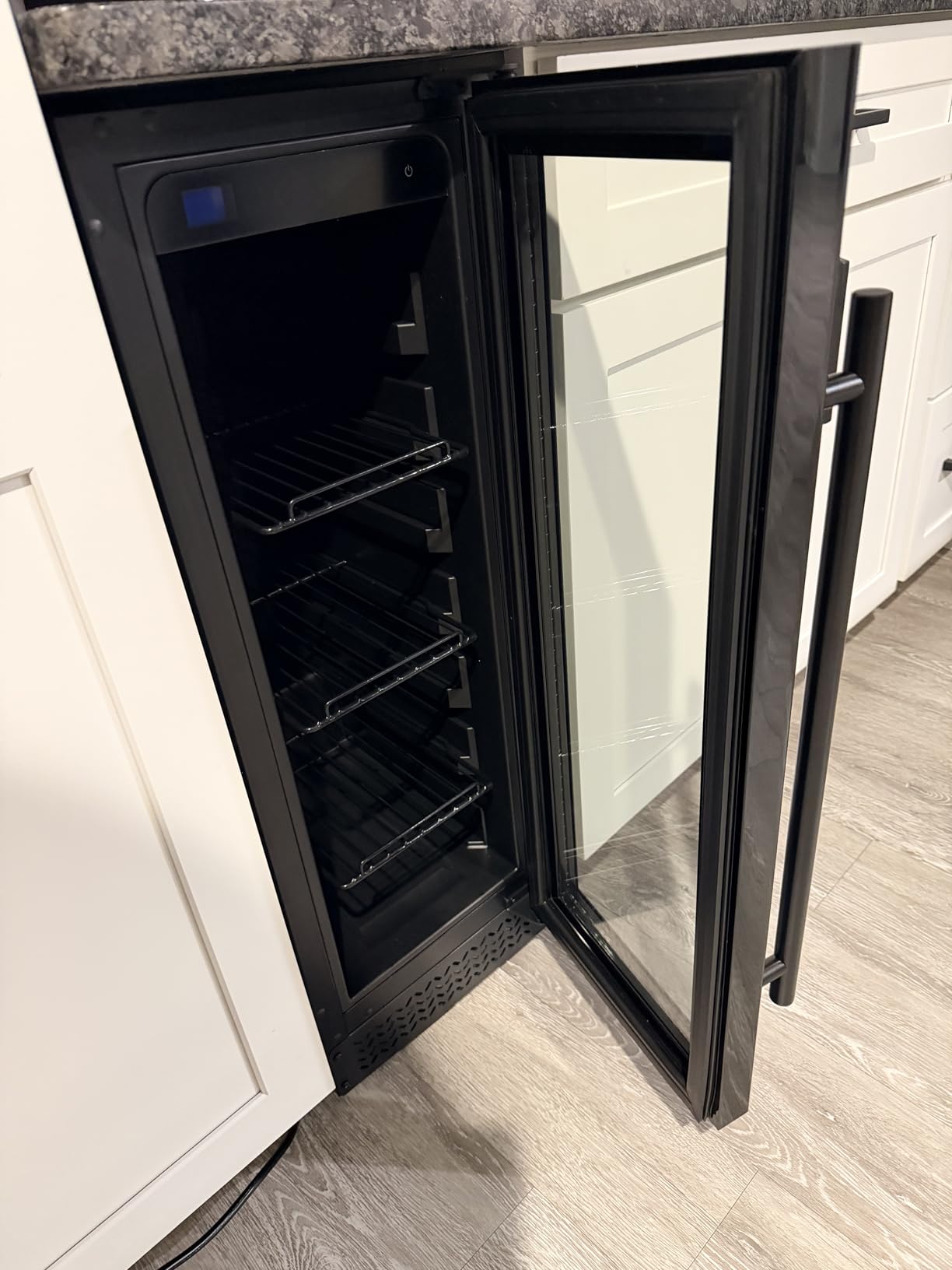 24 Inch Wine Cooler, Wine fridge Freestanding or Built-In with Door Lock, Suitable for Mixed 158 Bottles Sizes, Low Noise Operation (14.4cu.ft) customer photo 2