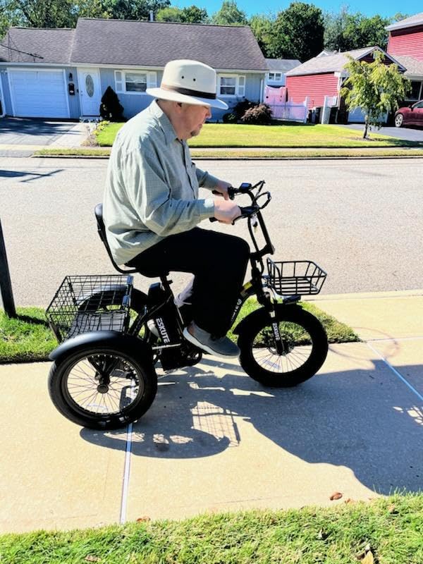 ESKUTE E Trike Electric Bike, Peak 1200W Brushless Motor Folding Trike 18X3.0 Fat Tire Ebike, 624Wh Removable Battery, Step-Thru 3 Wheel Electric Bicycle, Up to 55 Miles, 18MPH+ Tricycle for Adults customer photo 3