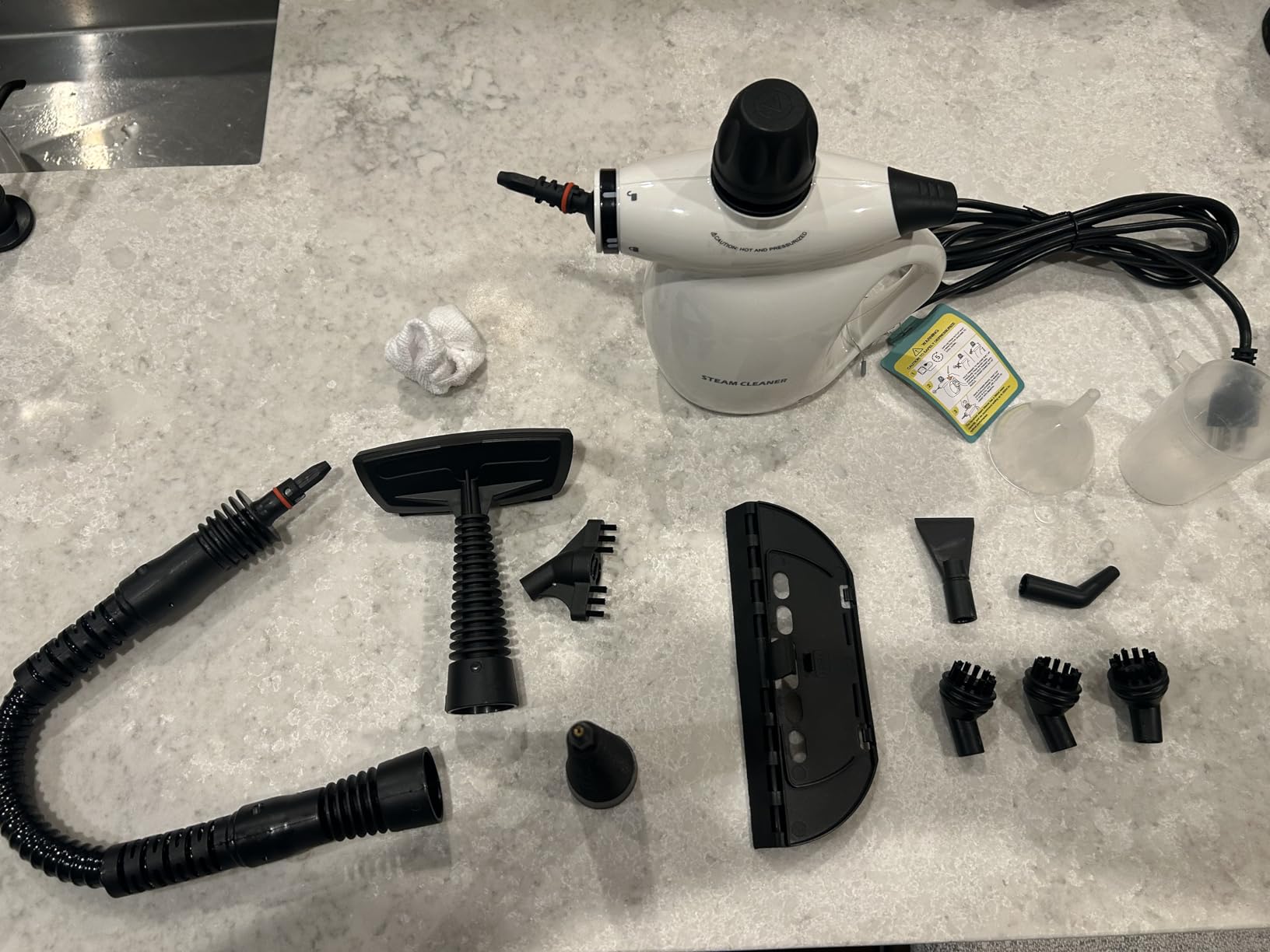 LABIGO Steam Cleaner, Pressurized Handheld 13pcs Multi-Purpose Natural Deep Cleaning Steamer, Portable Steamer for Cleaning Home, Grout, Kitchen, Car, Window, Upholstery, Bathroom and Clothes, White customer photo 2