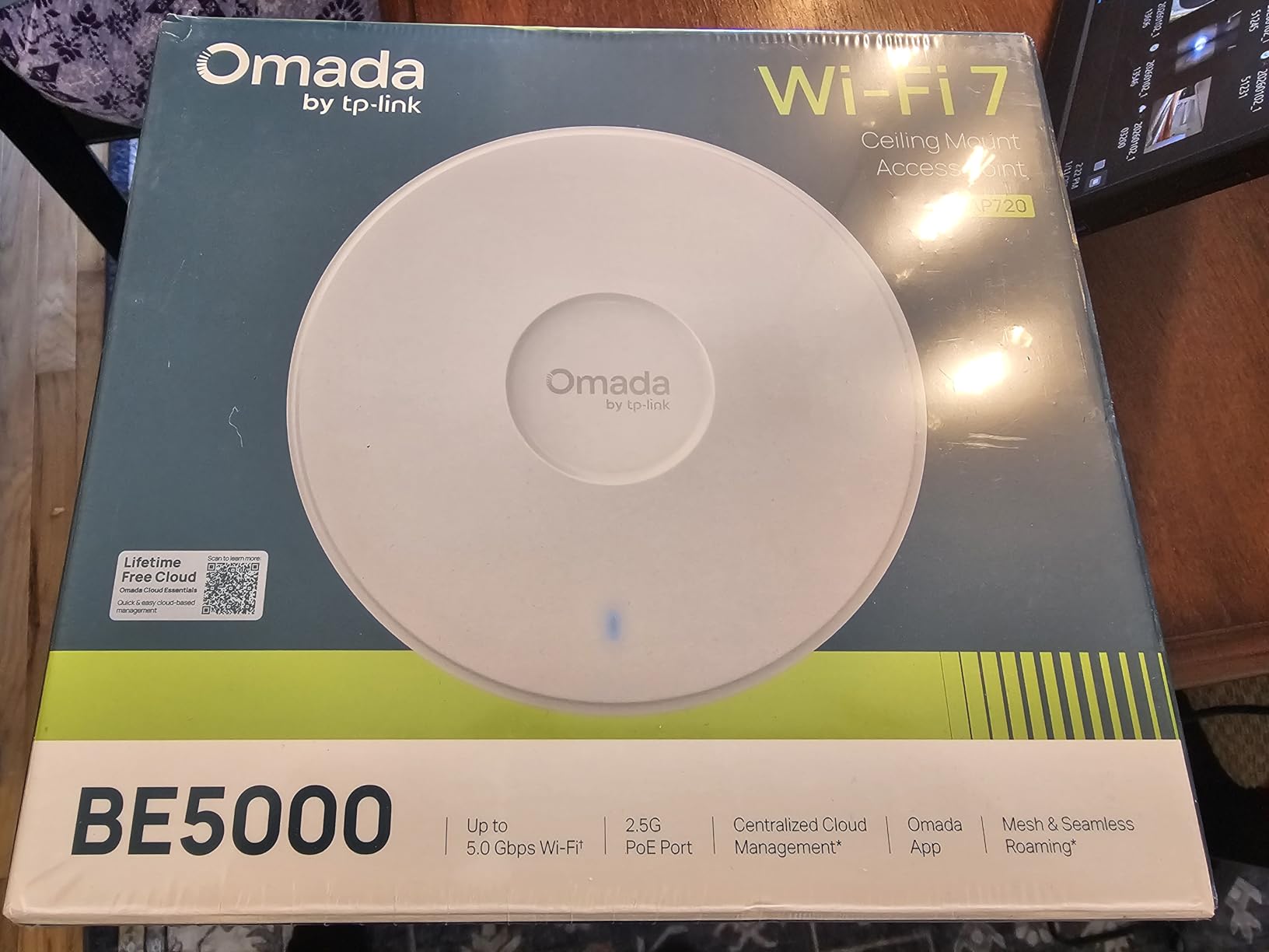 TP-Link Omada WiFi 7 Wireless Access Point - BE5000 Dual Band, 2.5G Port, PoE+ or DC Powered, DC Adapter Included, 5yr Warranty, Captive Portal, Mesh, WPA3, Roaming, Business WiFi Experience (EAP720) customer photo 2
