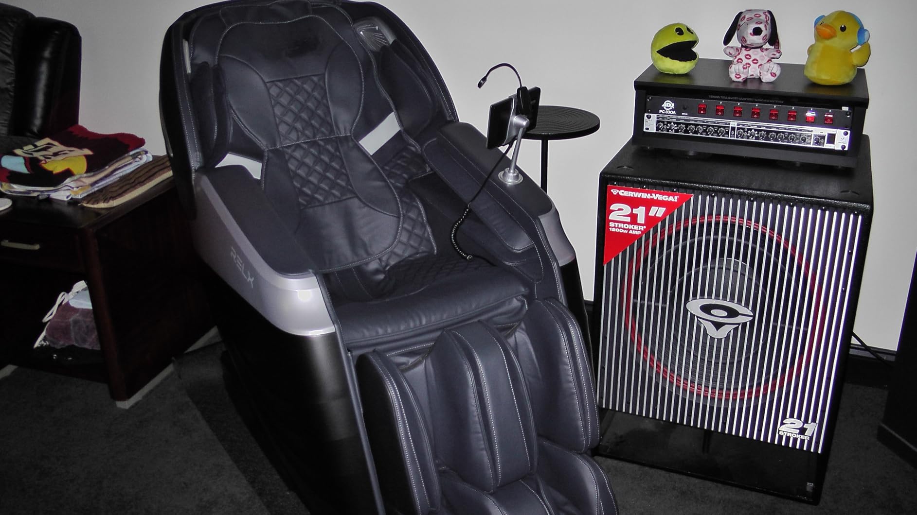 RELX Massage Chair Full Body, 20 Modes Zero Gravity SL-Track Shiatsu Massage Chair Built-in Heat System, Airbag Massage with Body Scan, Deep Yoga Stretch, Calfrest Extension customer photo 2