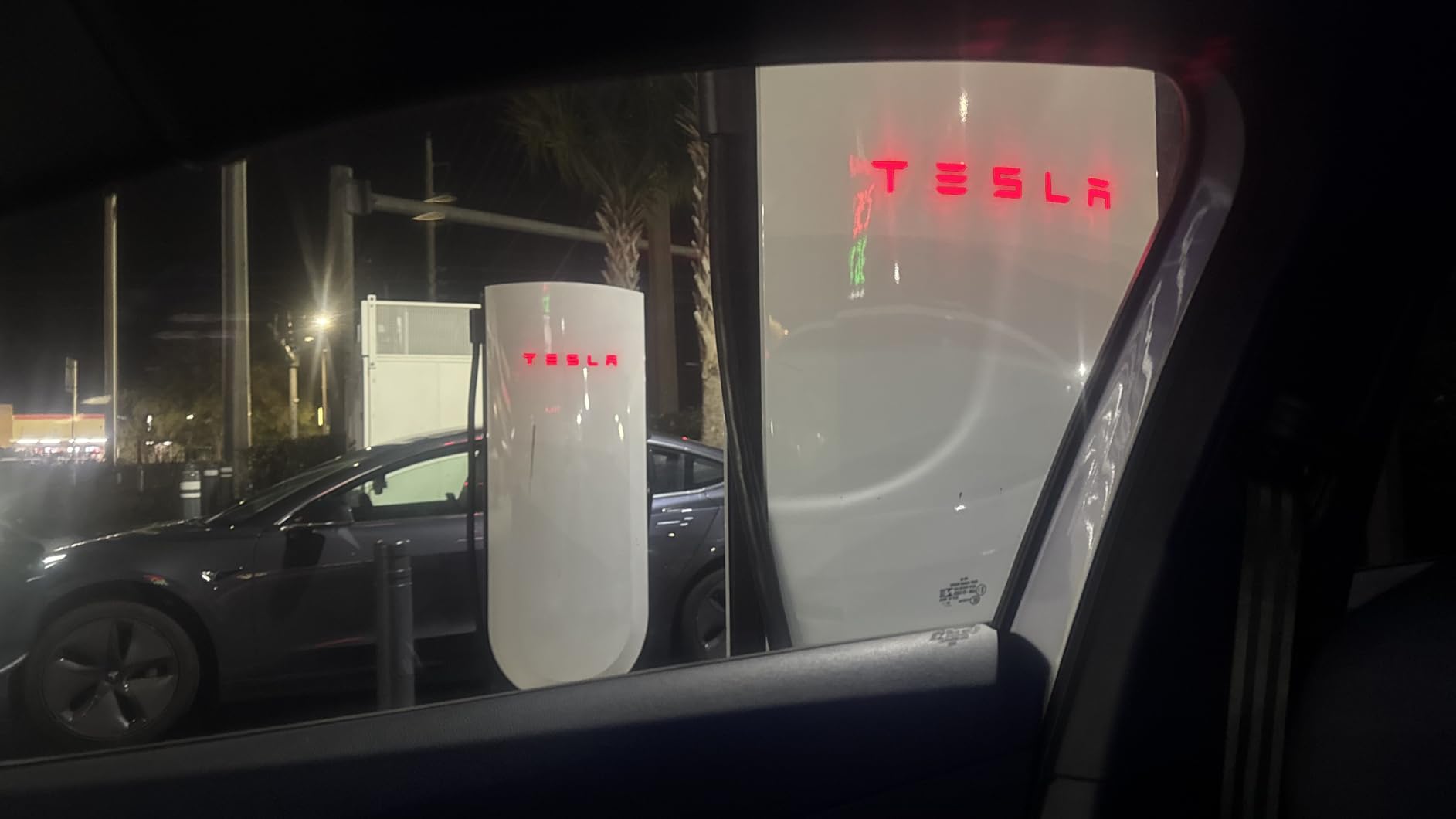 for Tesla to J1772 Charger Adapter, Max 60A 250V for NACS to J1772 Electric Vehicles Charging Adapter Compatible with Tesla Mobile/Wall Connectors, Destination Chargers -UL 2252 customer photo 1